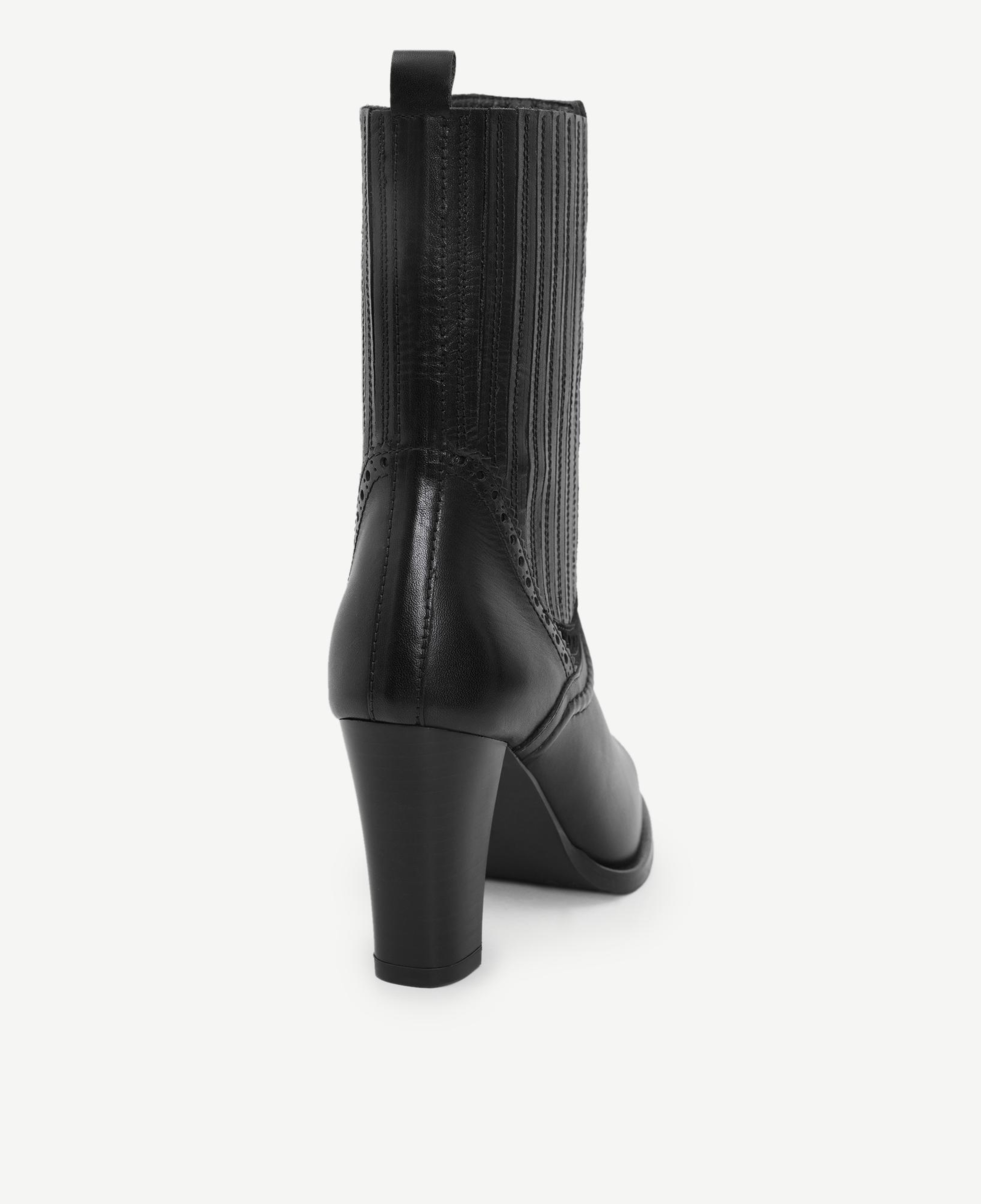 YARGICI Lastik Detaylı Yumuşak Deri Topuklu Bot