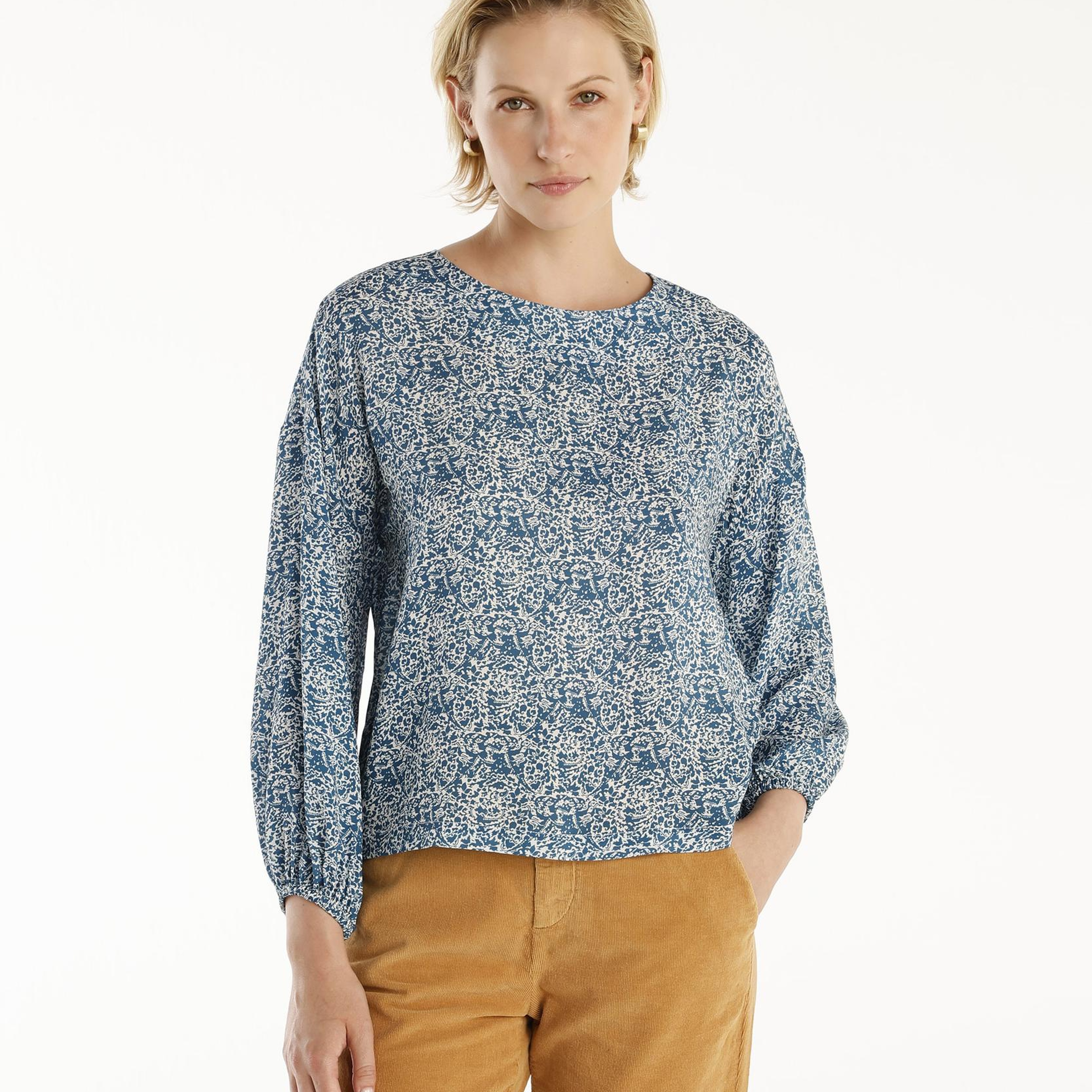 YARGICI Arka Detaylı Bluz