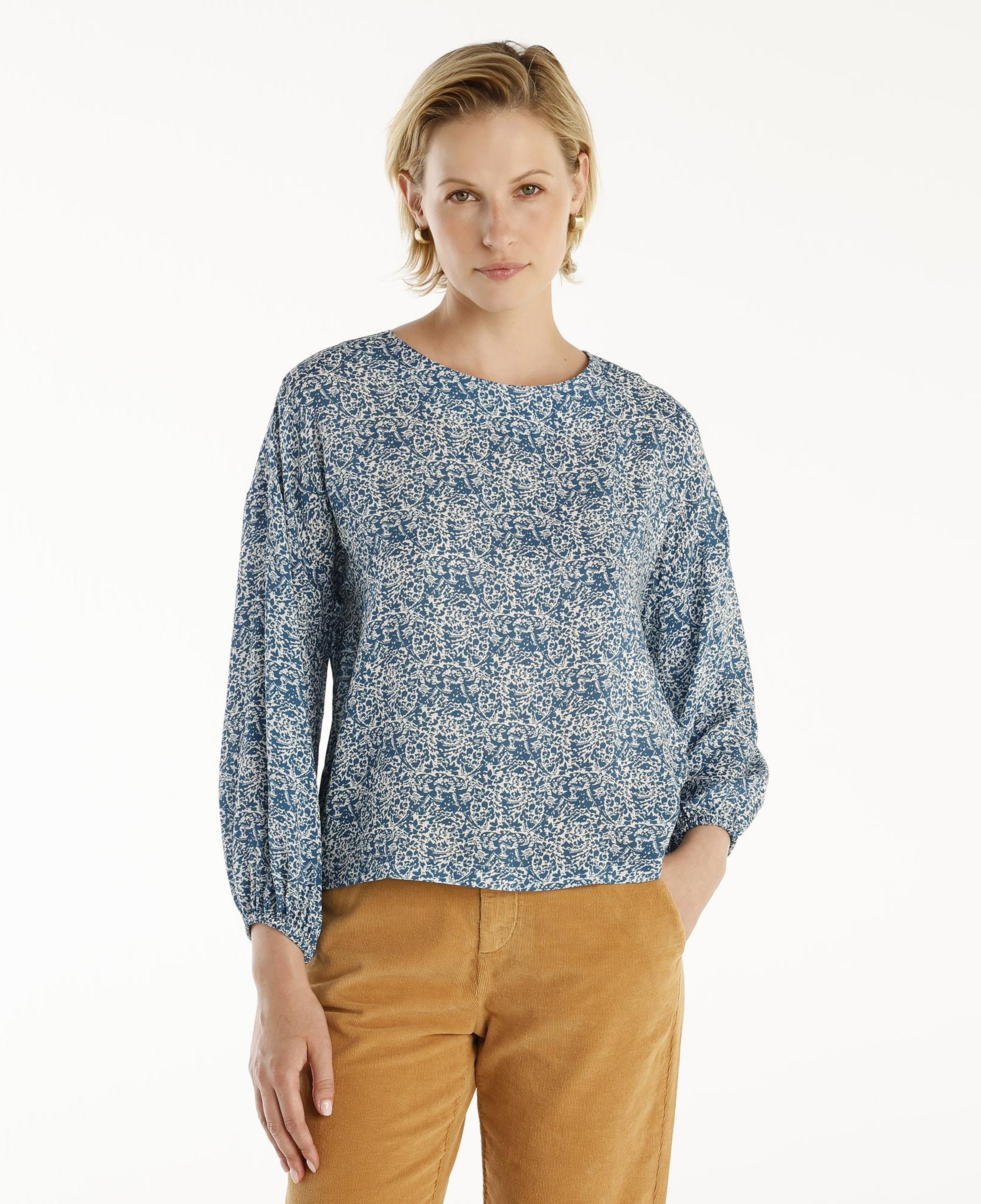 YARGICI Arka Detaylı Bluz