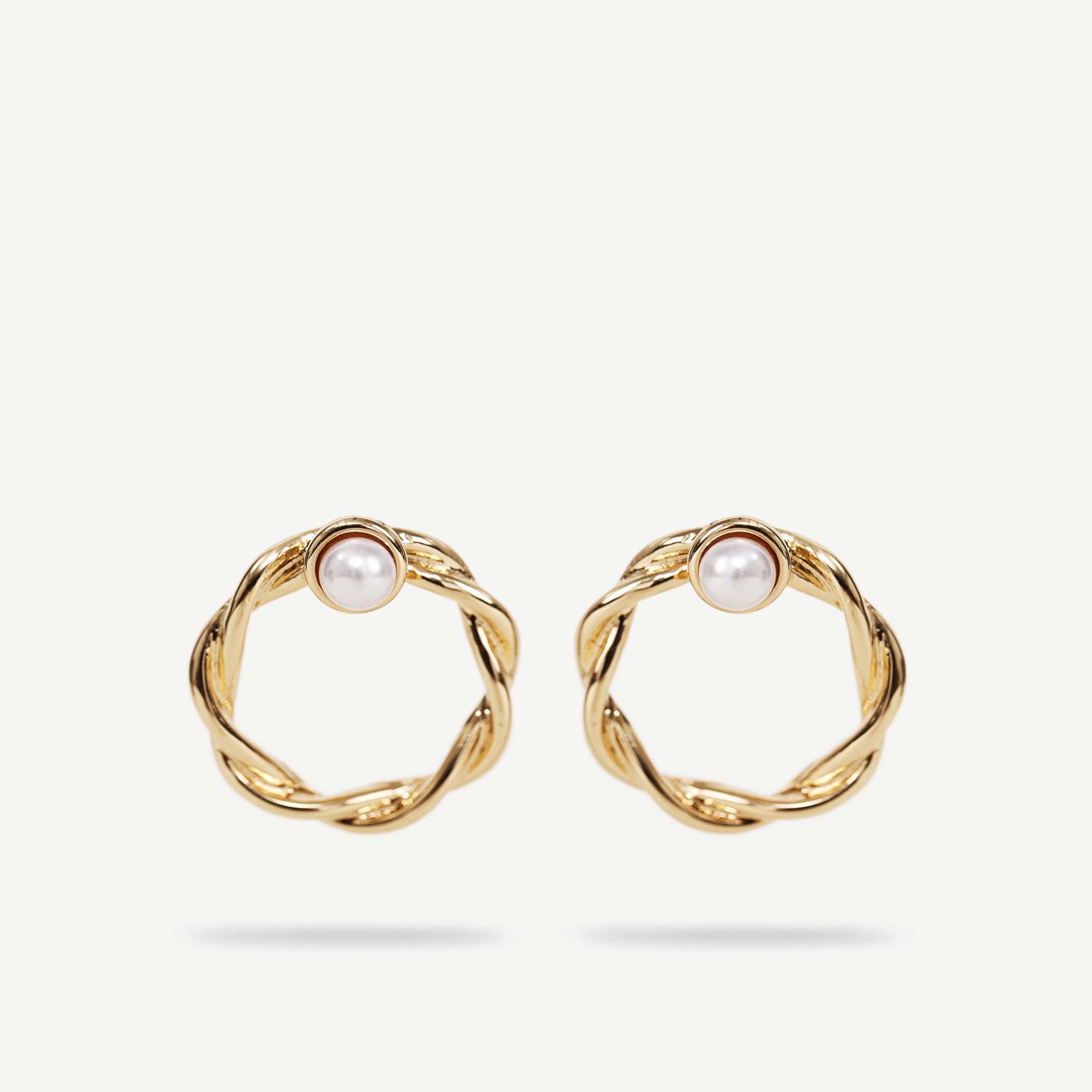 YARGICI Yapay İnci Detaylı Halka Küpe