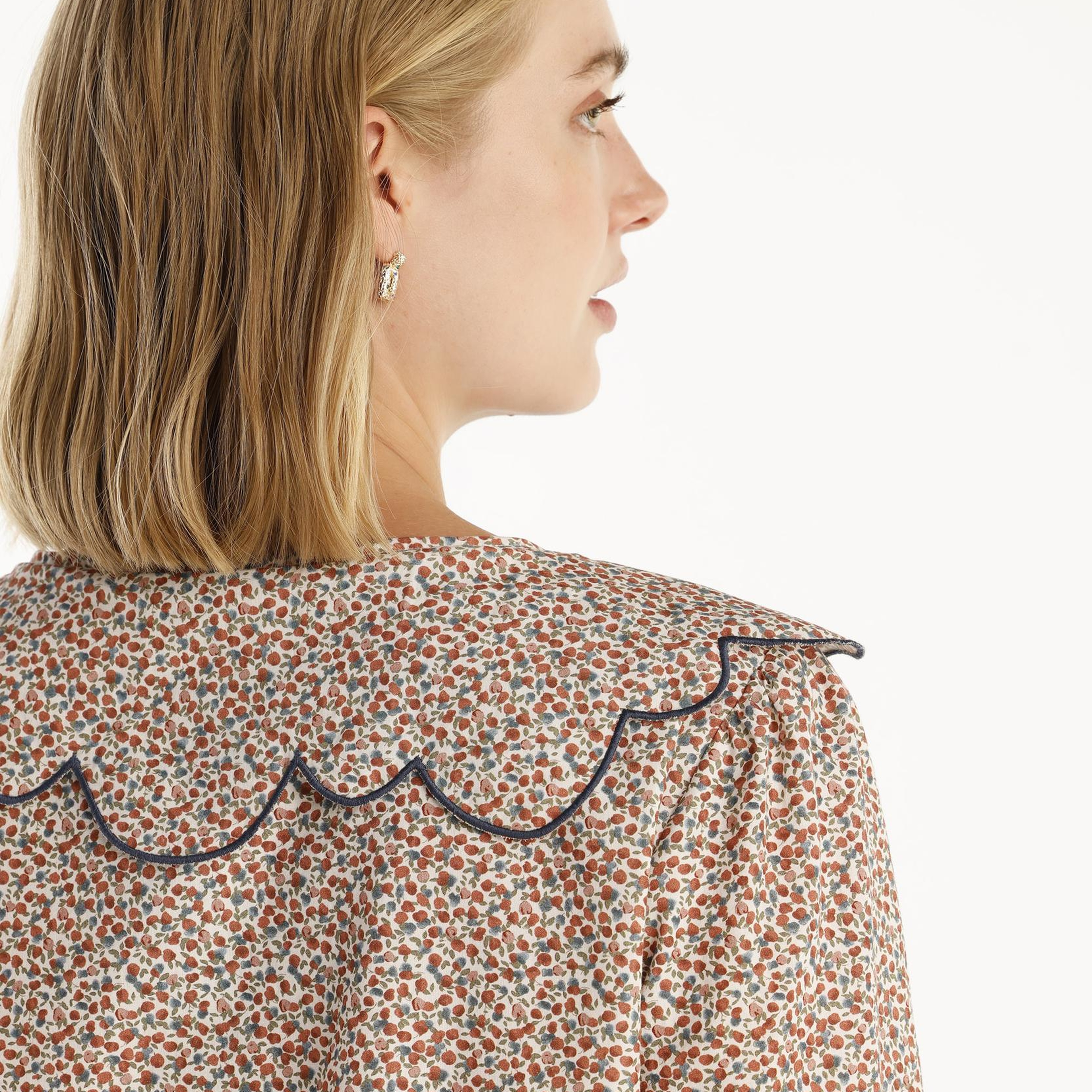 YARGICI Yaka Detaylı Gömlek