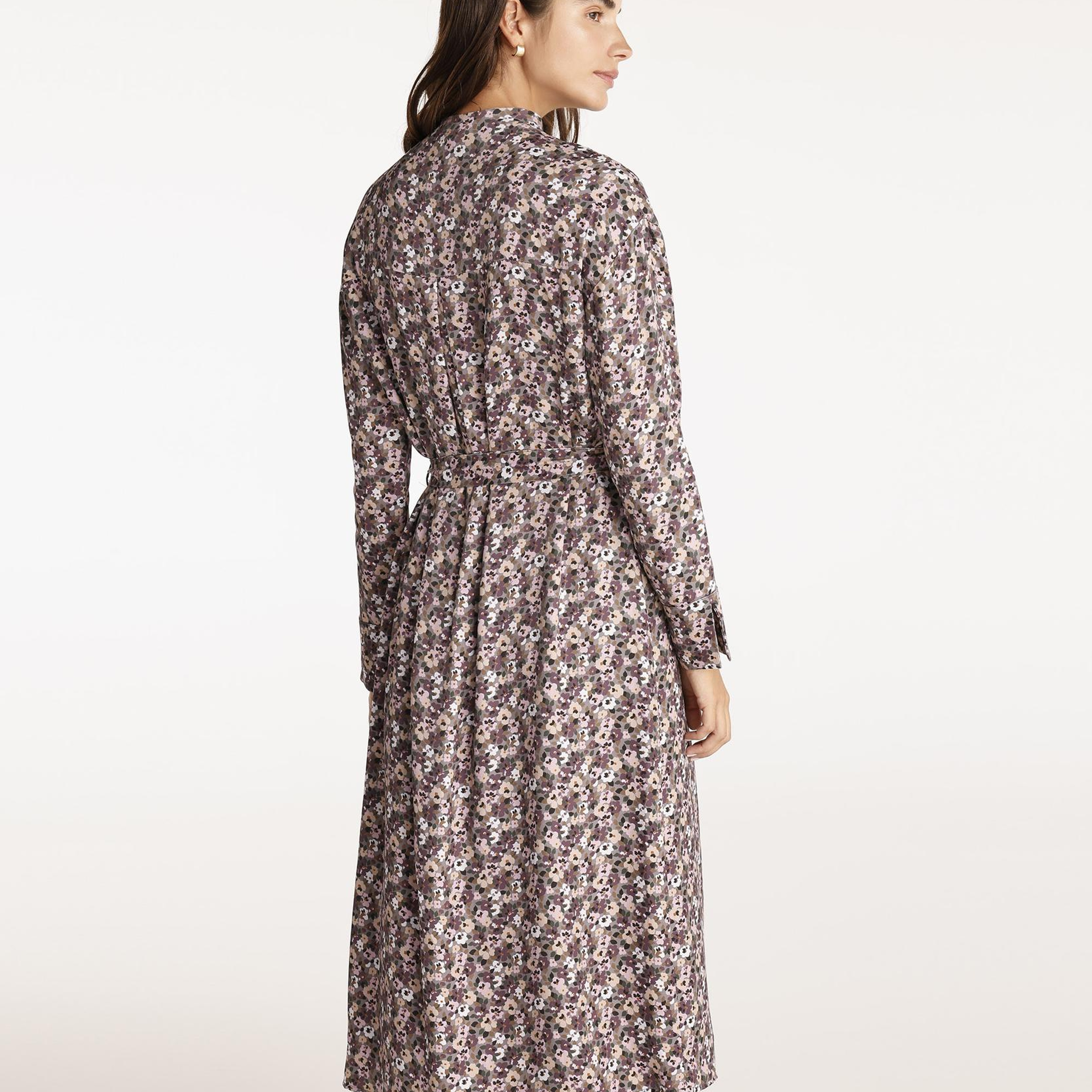 YARGICI Yüksek Yaka Kuşalı Uzun Kollu Midi Boy Elbise