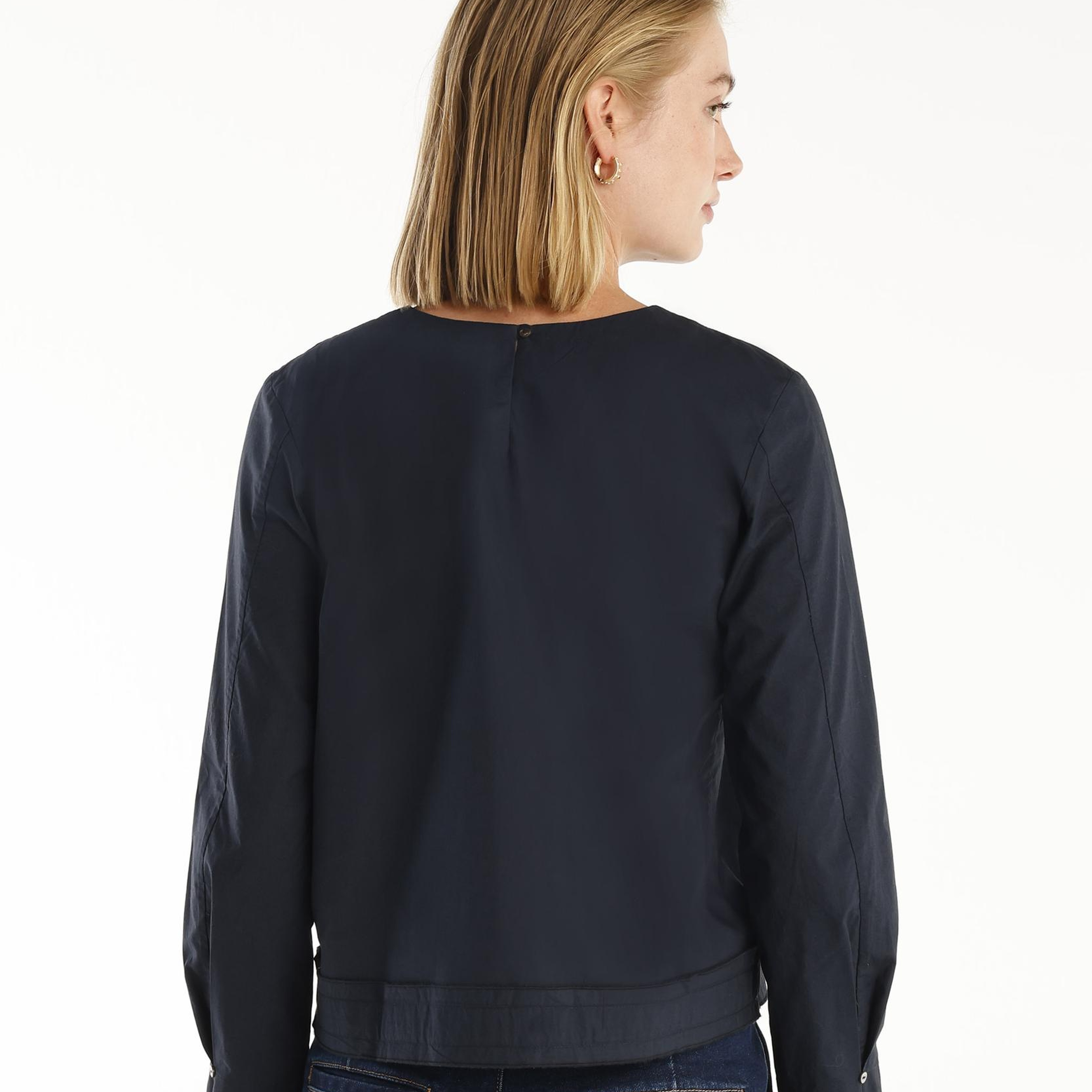 YARGICI Önü Bağlama Detaylı Bluz