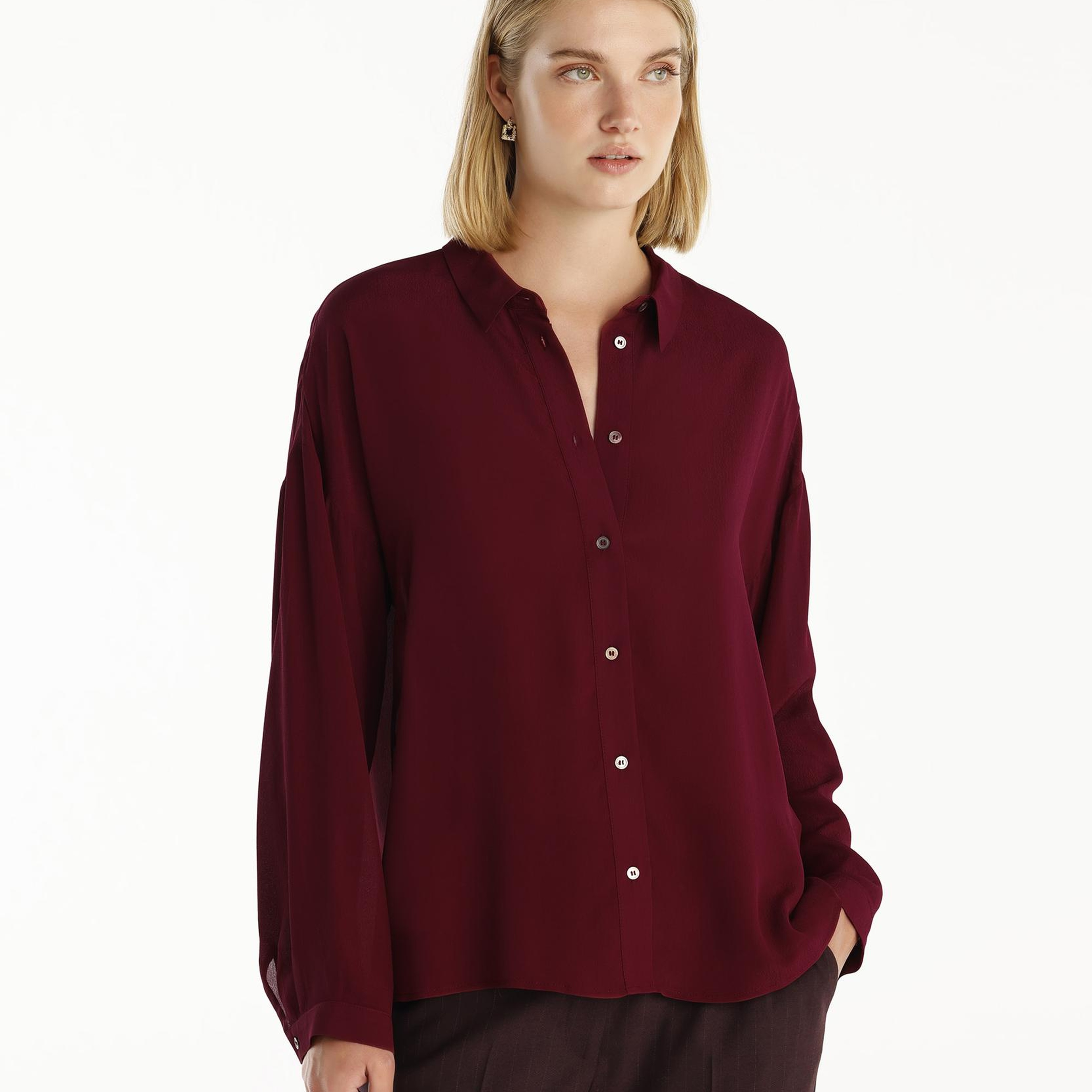 YARGICI Geniş Manşetli Gömlek