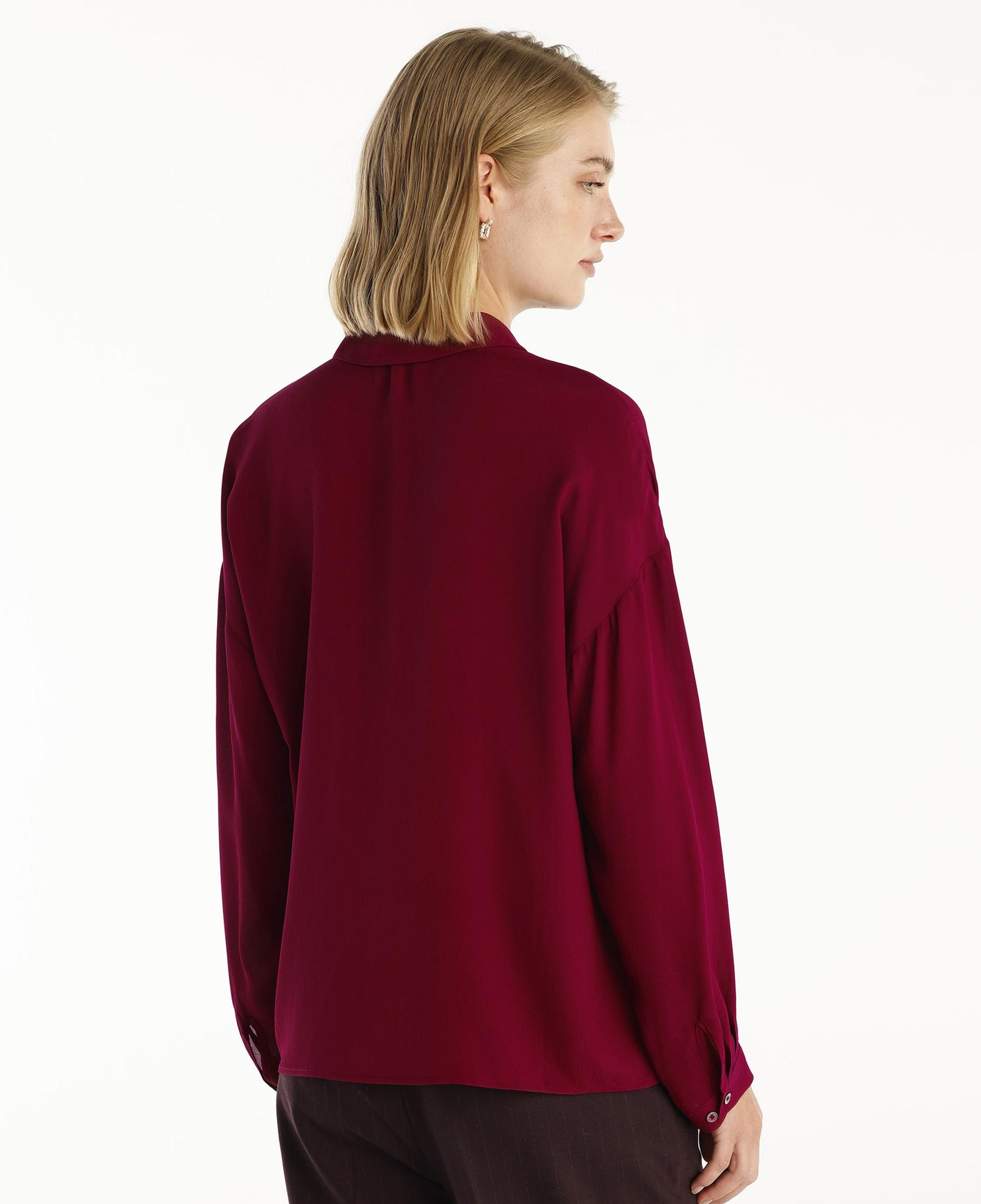 YARGICI Geniş Manşetli Gömlek