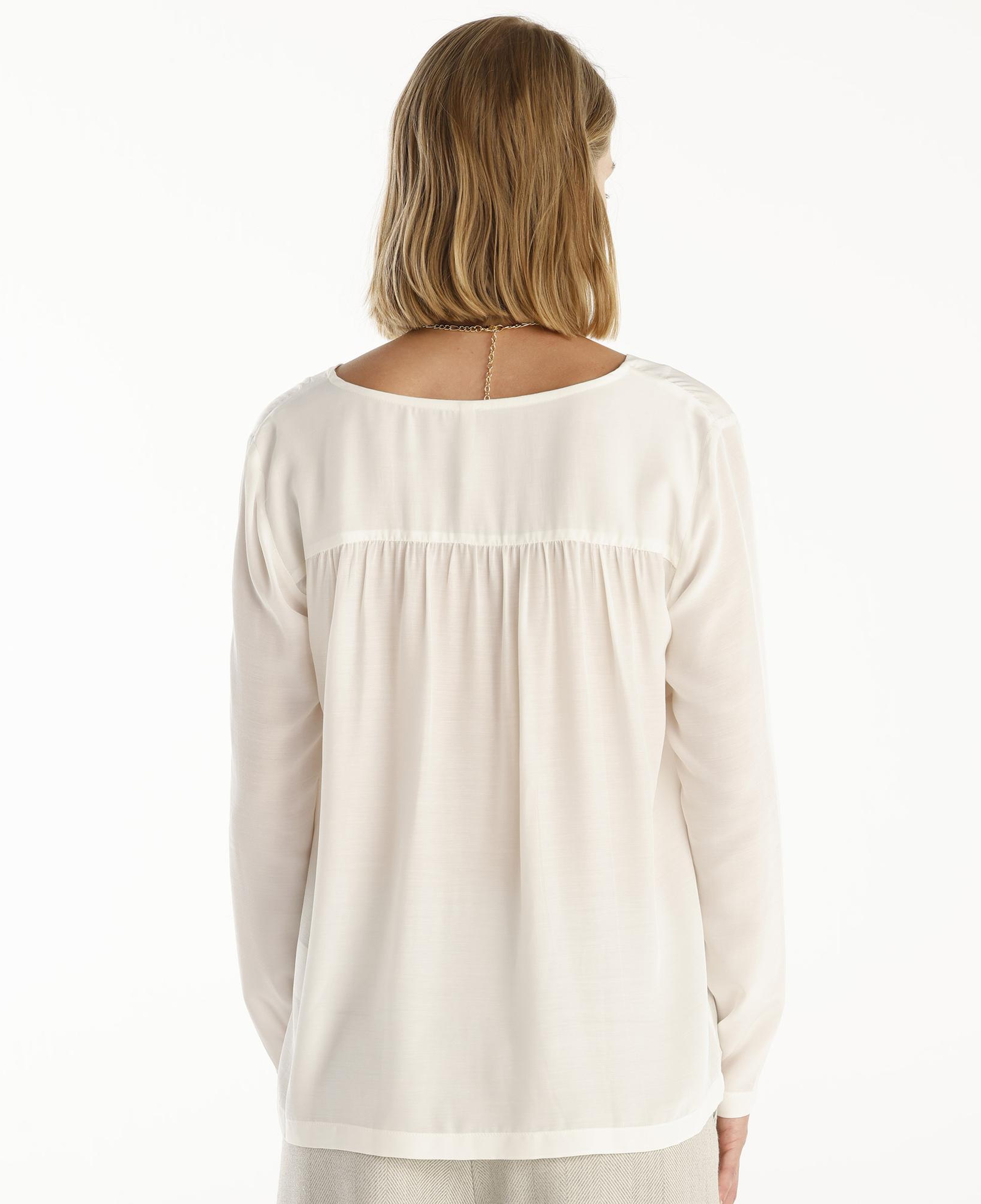 YARGICI V Yaka Gömlek