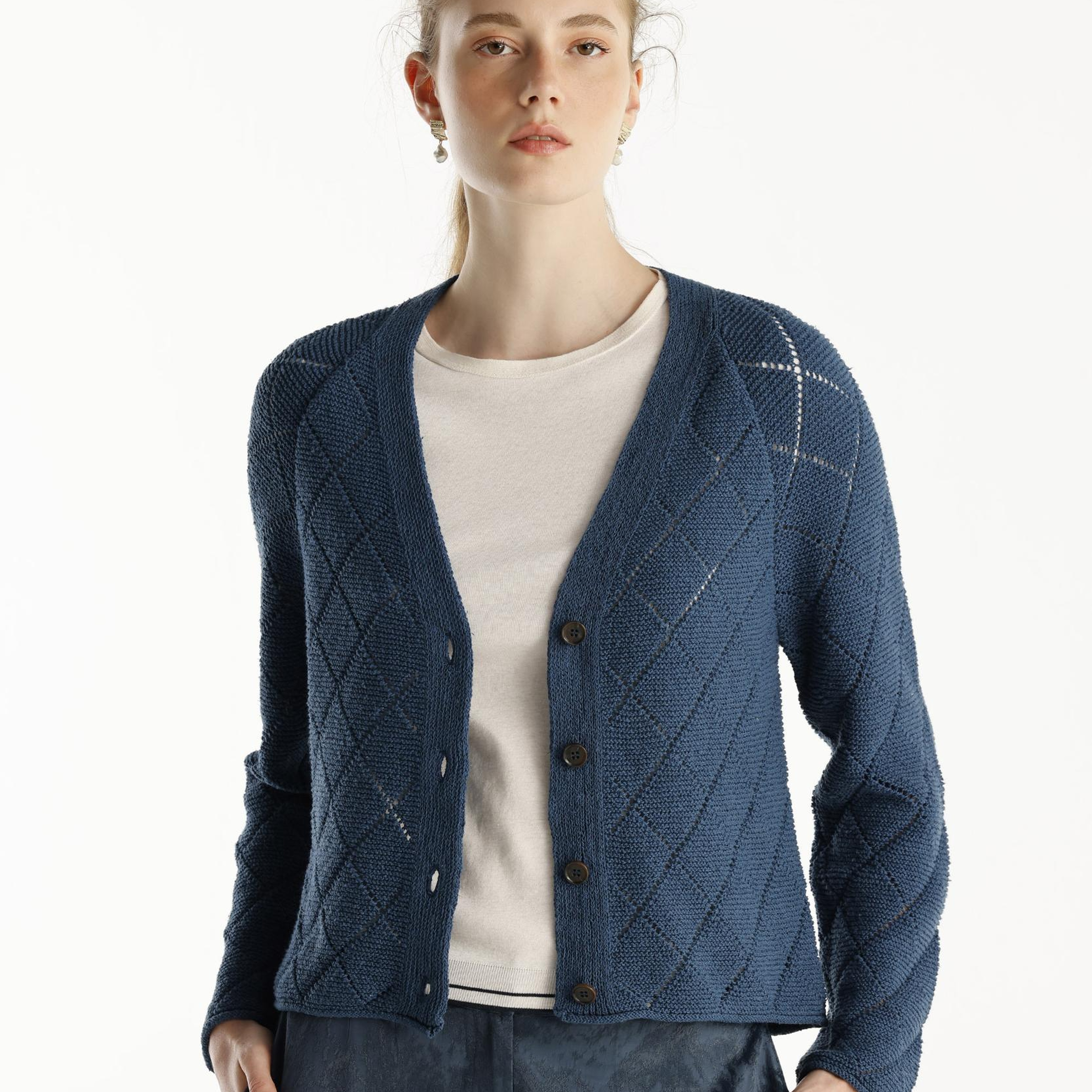 YARGICI V Yaka Dekorlu Hırka