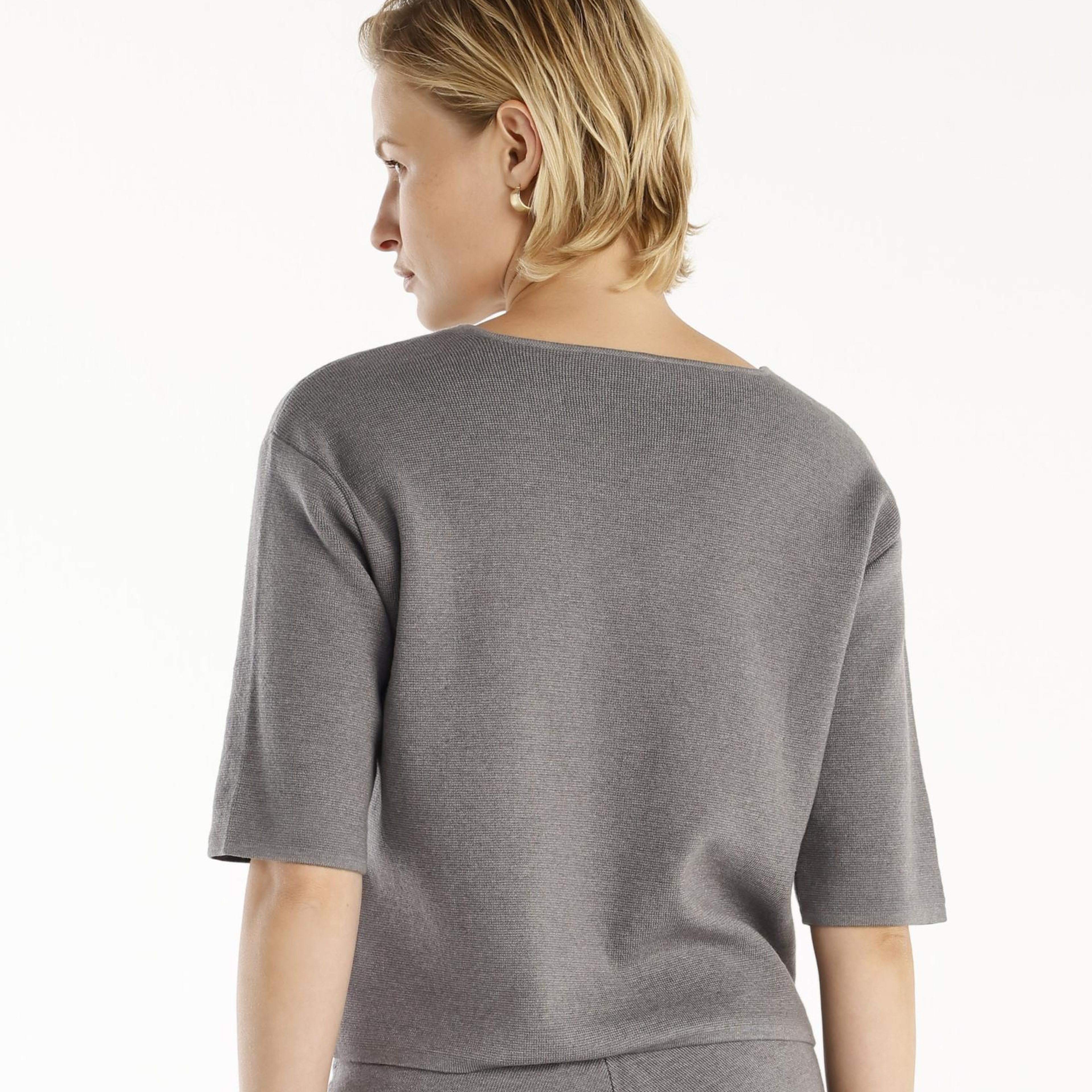 YARGICI V-Yakalı Kazak