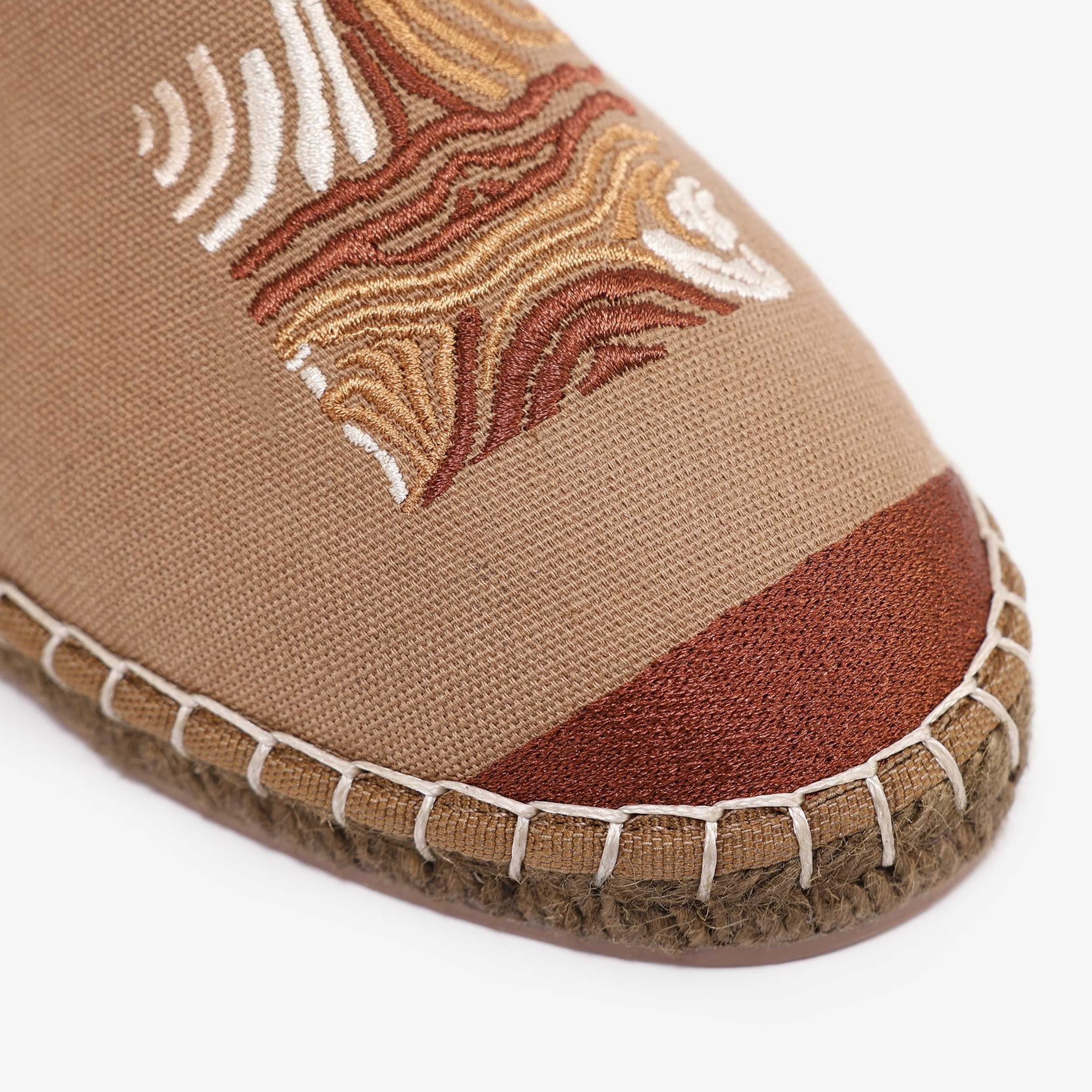 YARGICI Nakış Detaylı Kanvas Espadril