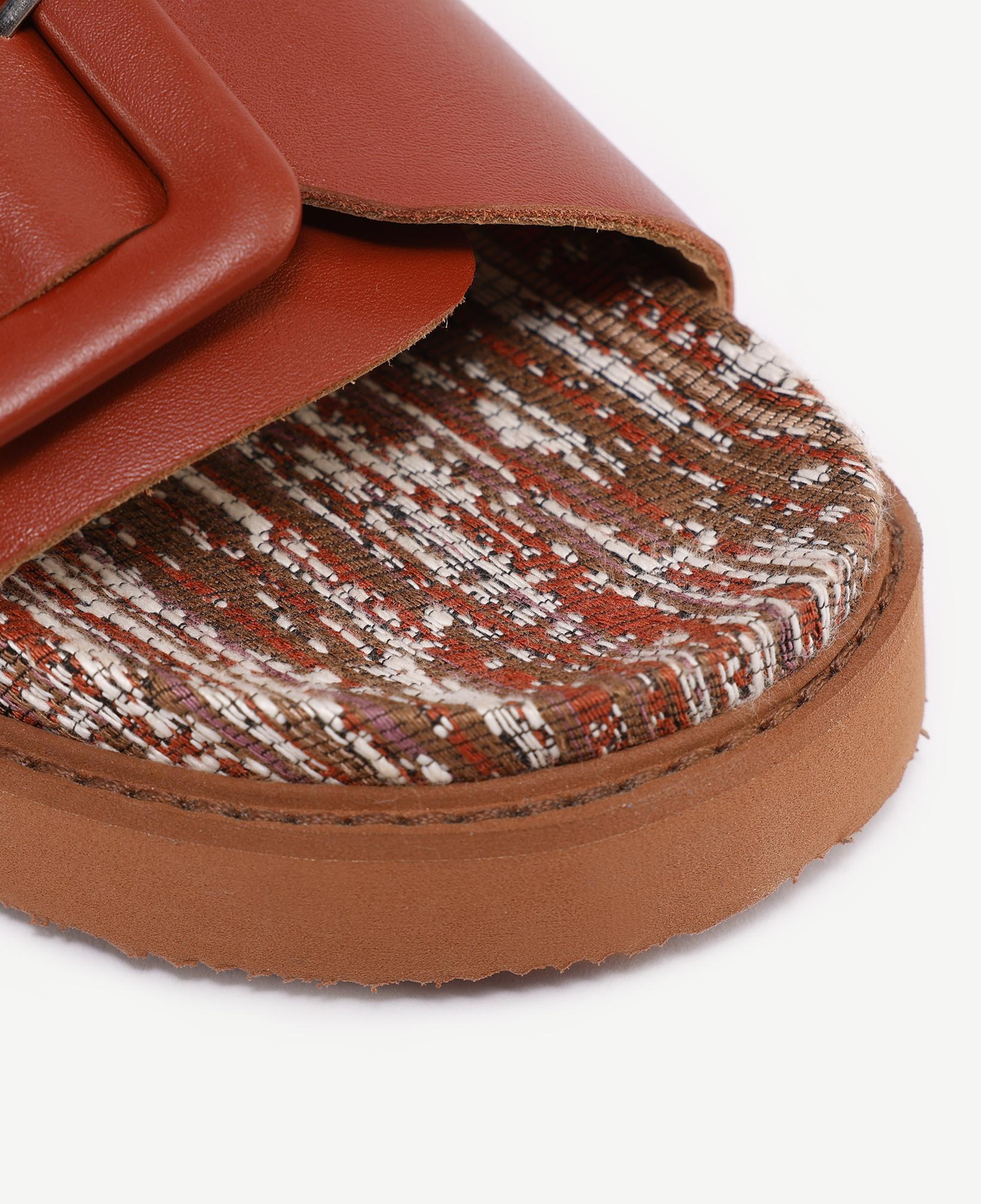 YARGICI Deri Toka Detaylı Kumaş Terlik