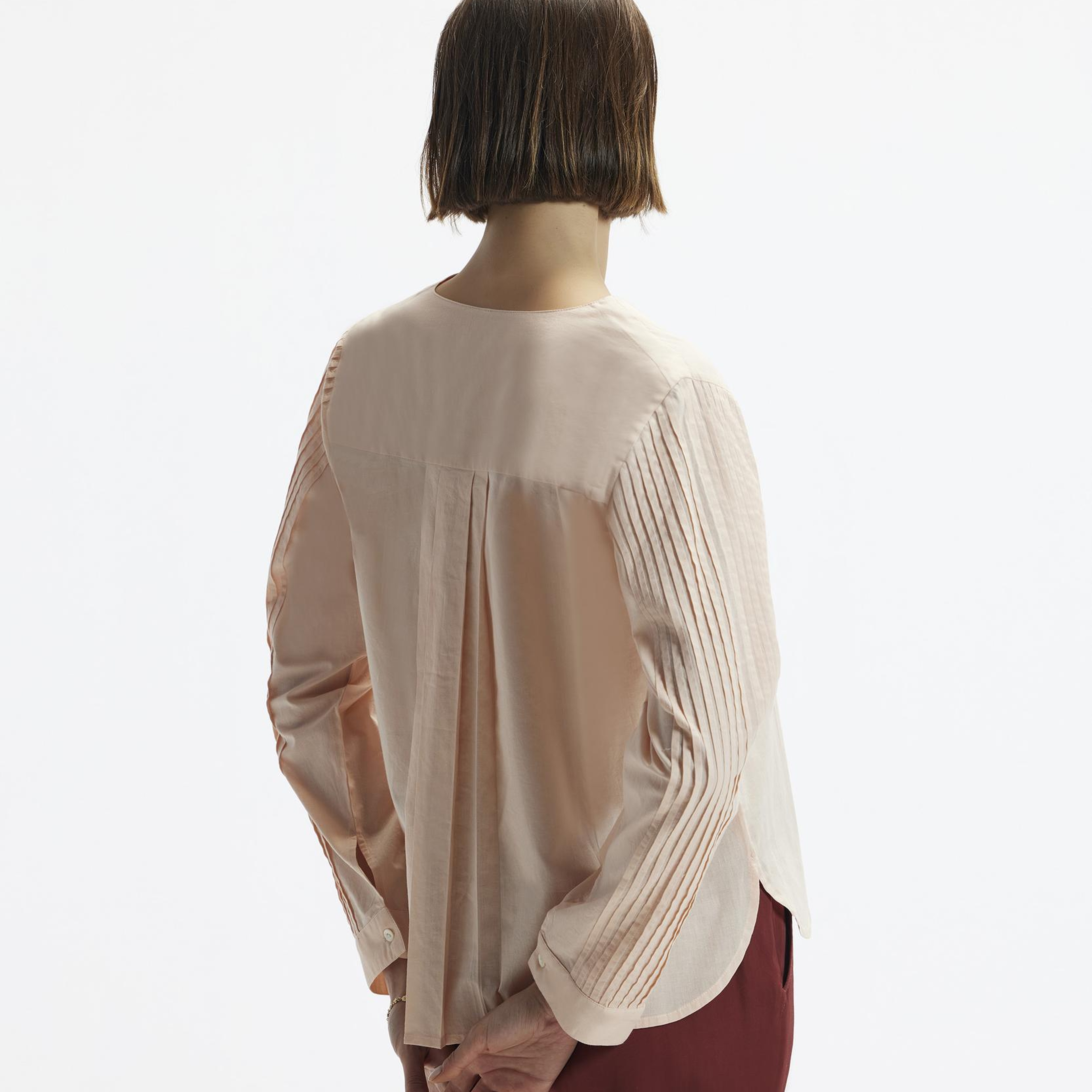 YARGICI Manşeti Bağlamalı V Yaka Uzun Kollu Gömlek