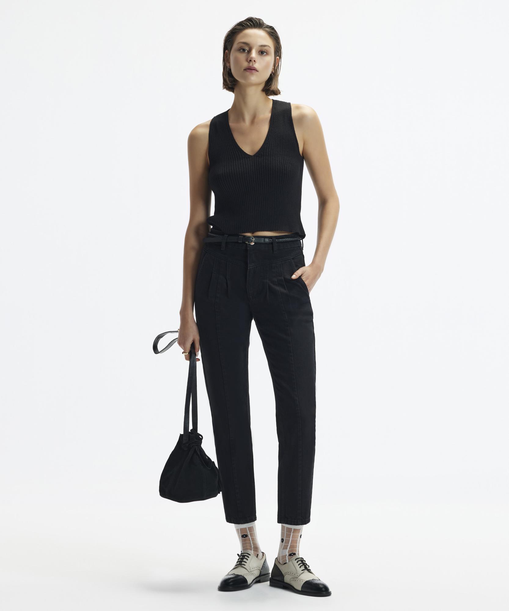 YARGICI Kolsuz V Yakalı Triko