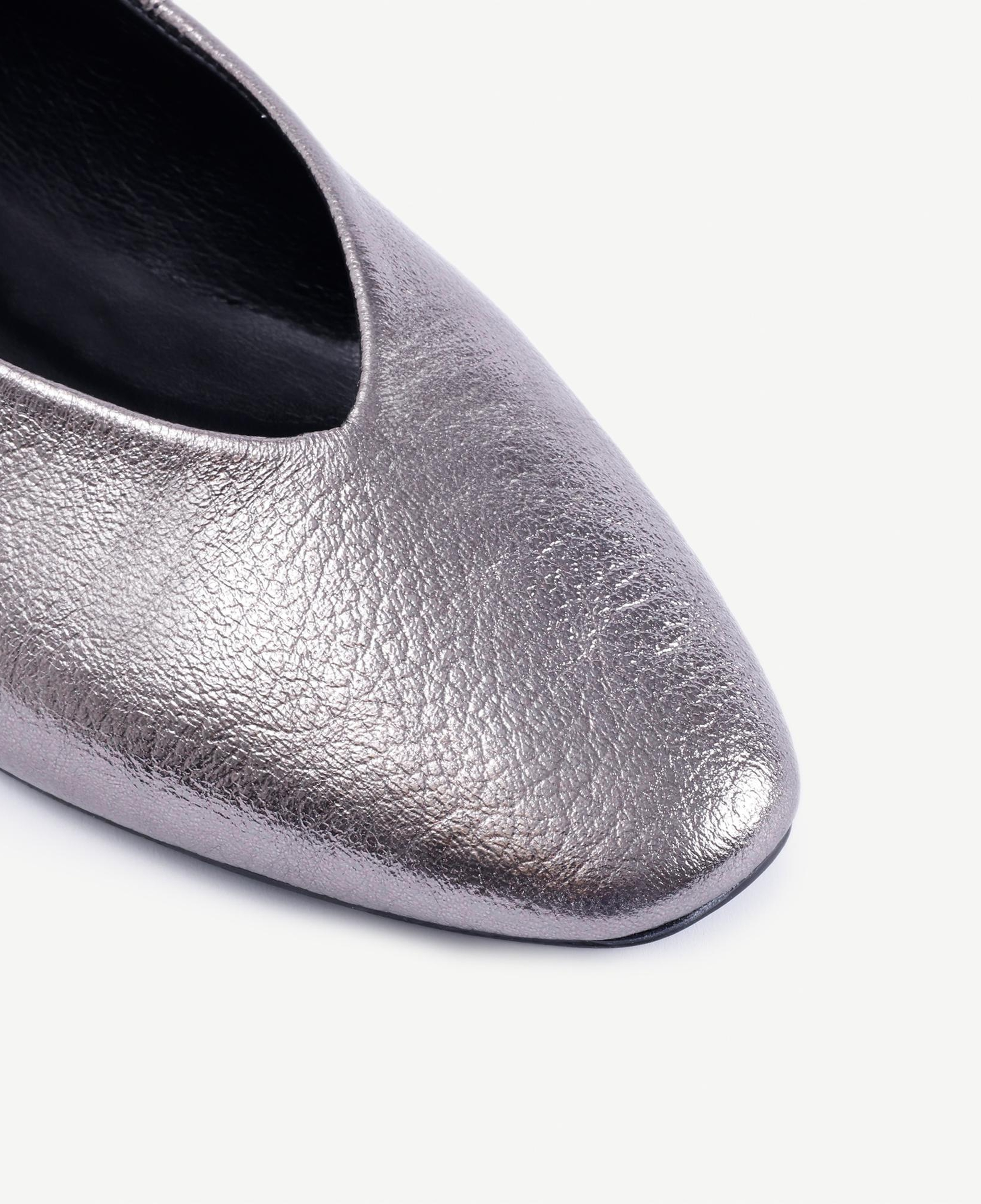 YARGICI Yüksek Yüzlü Deri Babet