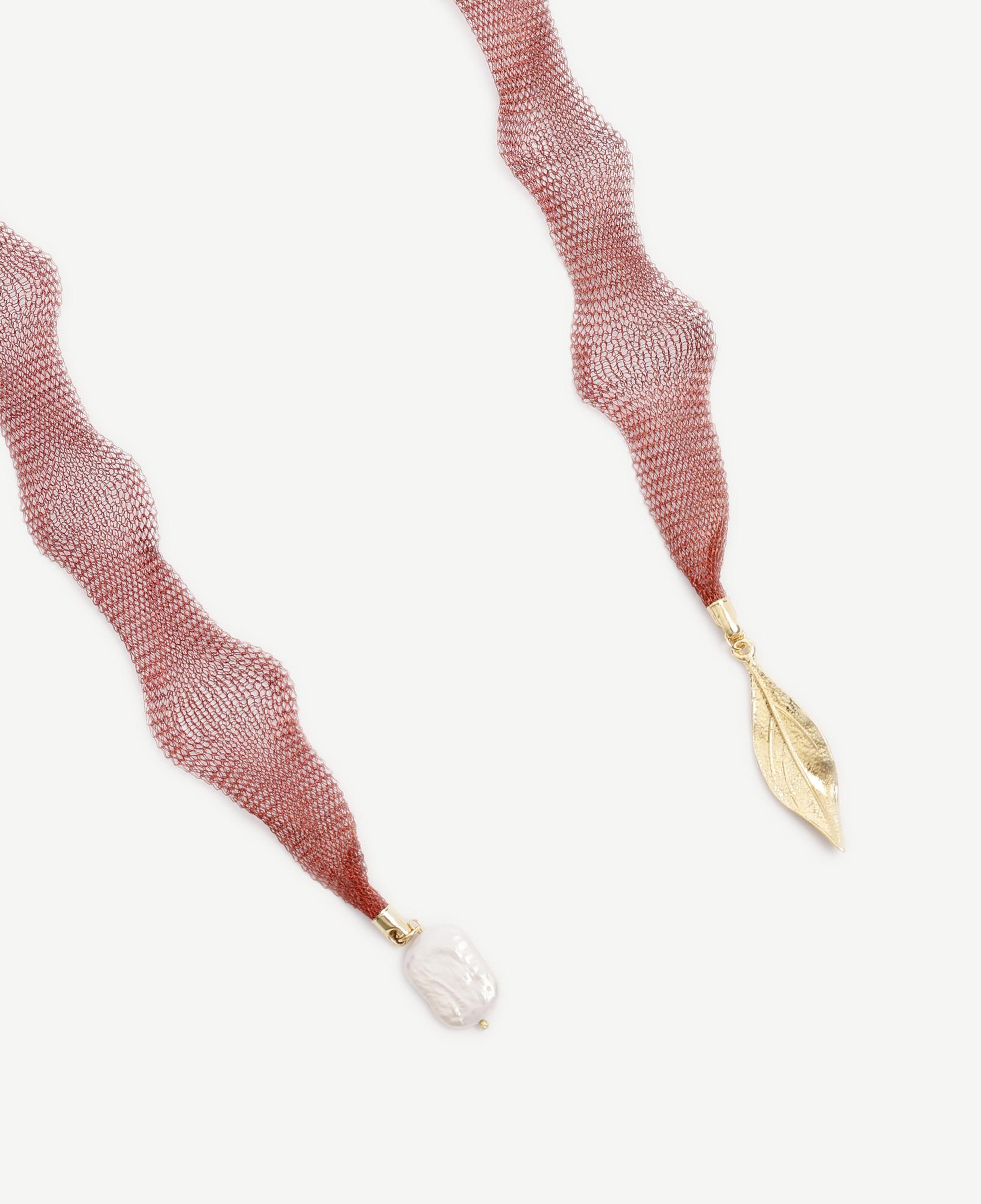 YARGICI Kurdele Detaylı Kolye