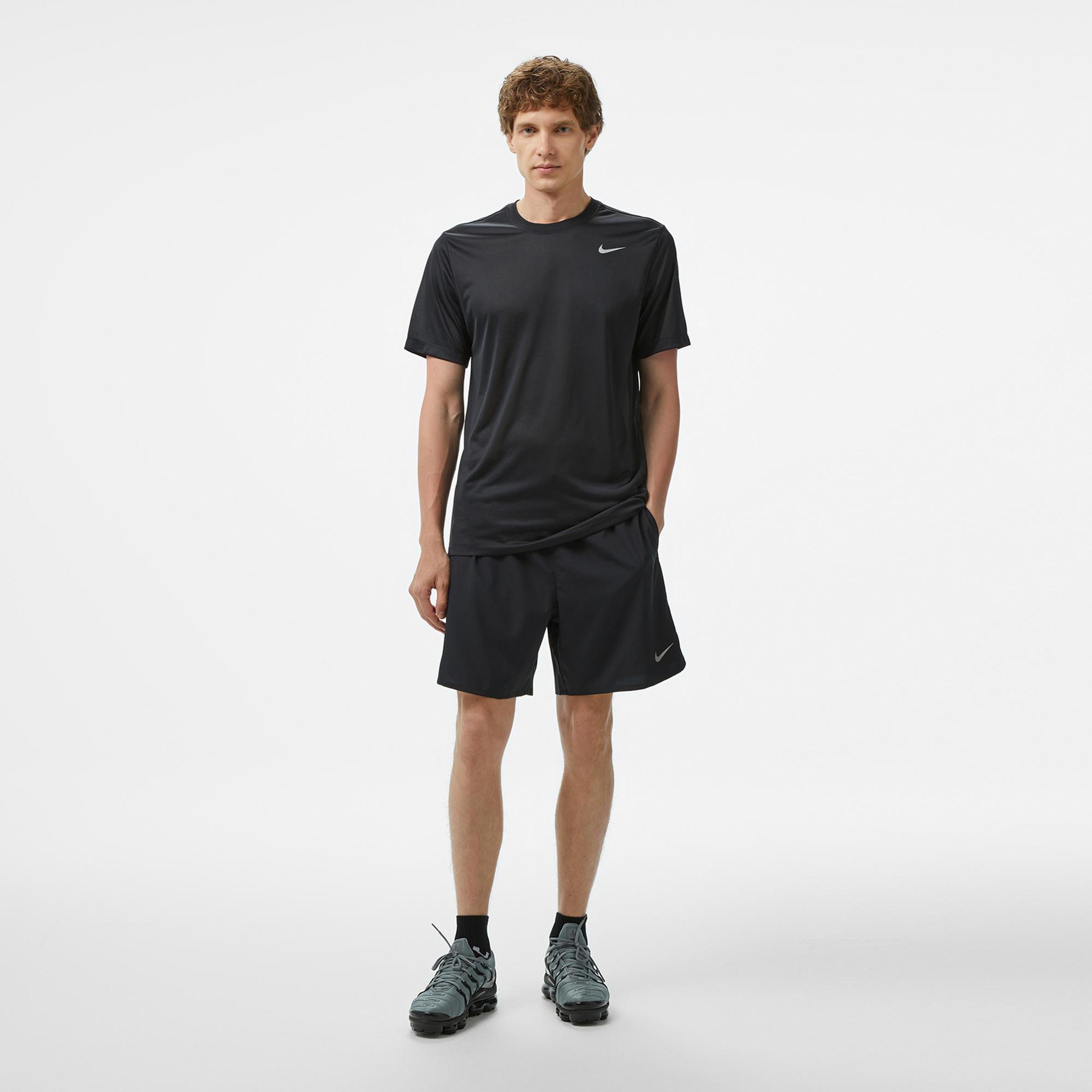 Nike Dri-Fit Challenger 18cm Erkek Siyah Şort