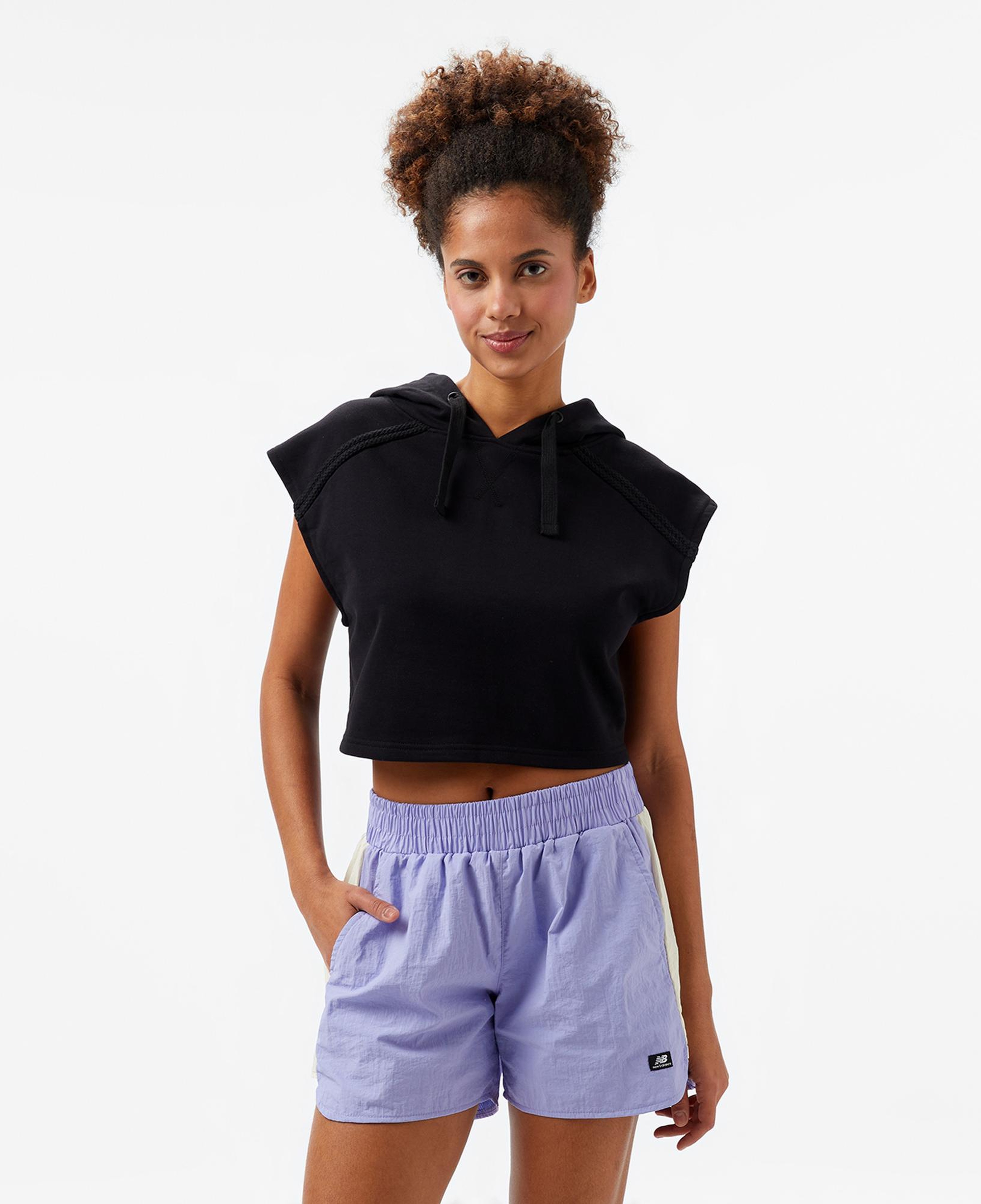 New Balance Lifestyle Kadın Siyah Sweatshirt