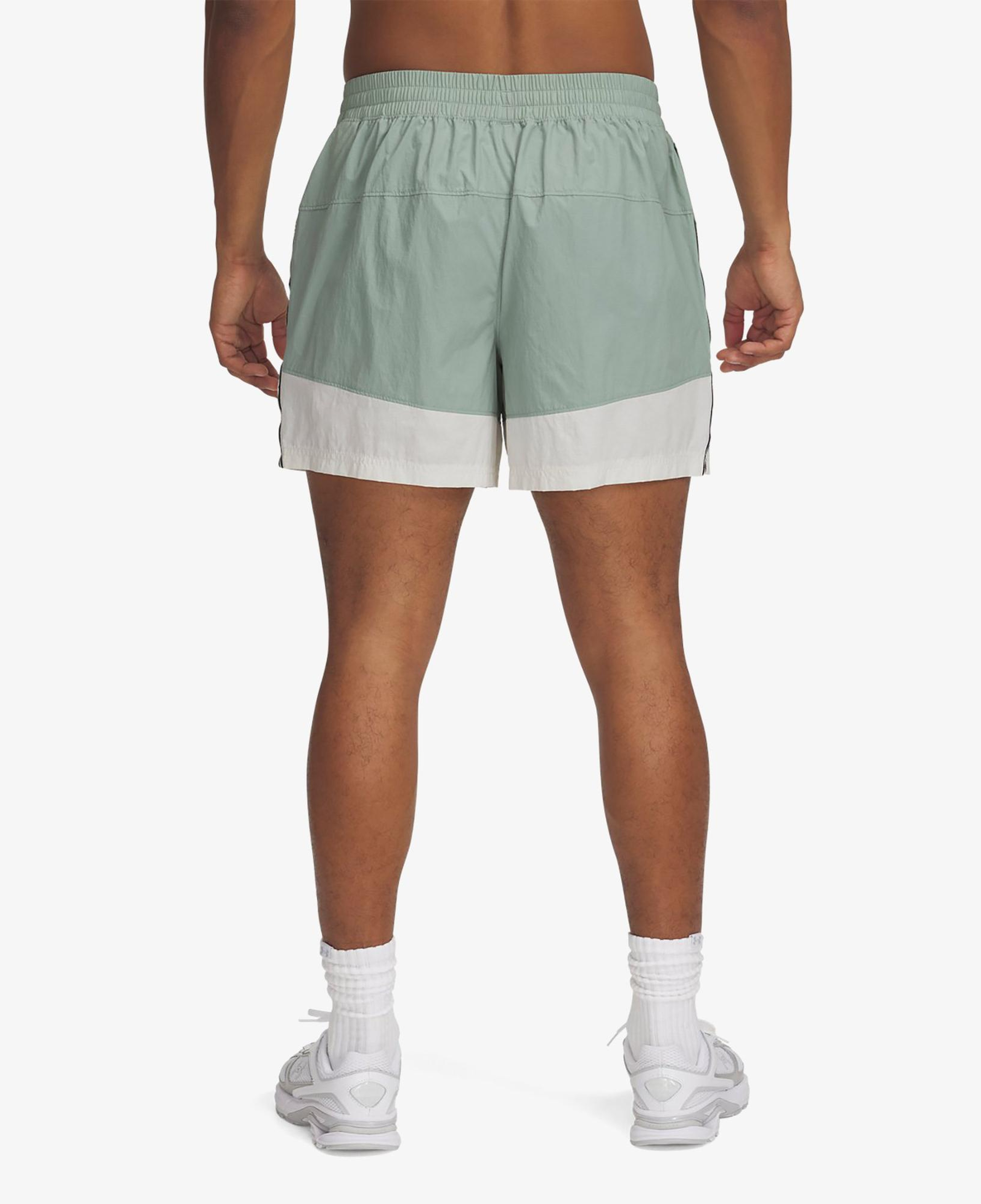 Under Armour Terrace 96 Dokuma Erkek Yeşil Şort