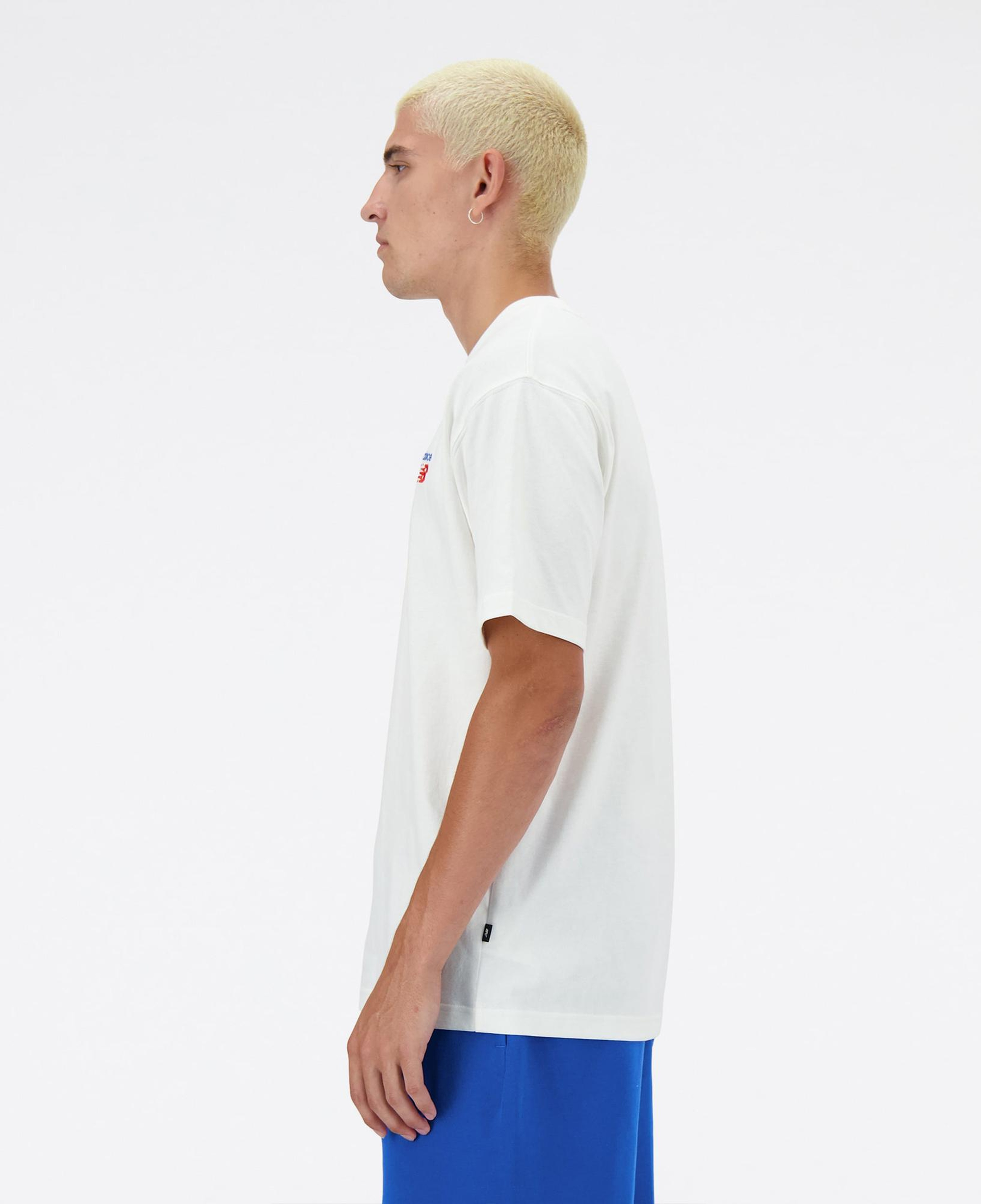 New Balance Lifestyle Erkek Beyaz T-Shirt