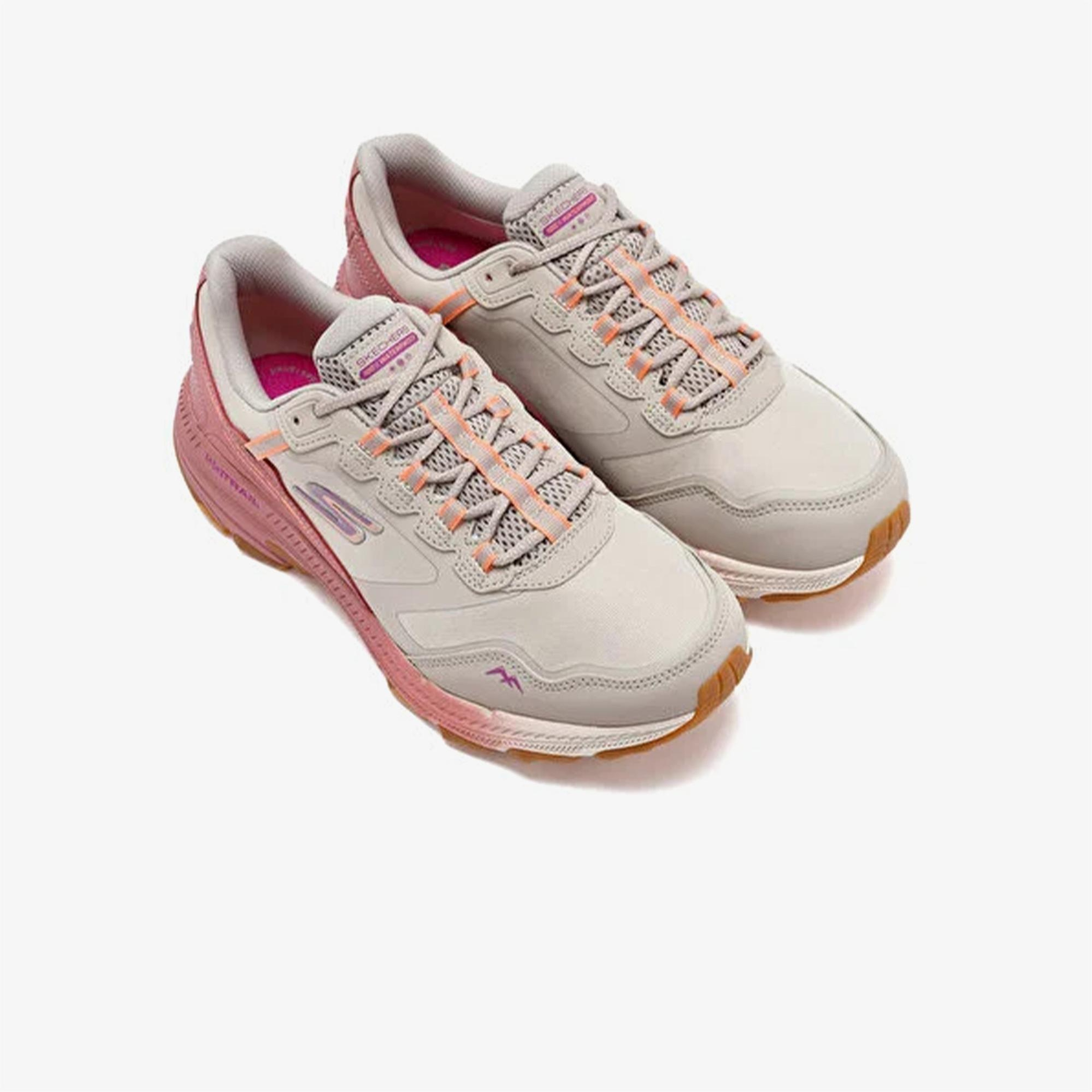 Skechers Go Run Trail Altitude 2.0 Kadın Krem Spor Ayakkabı