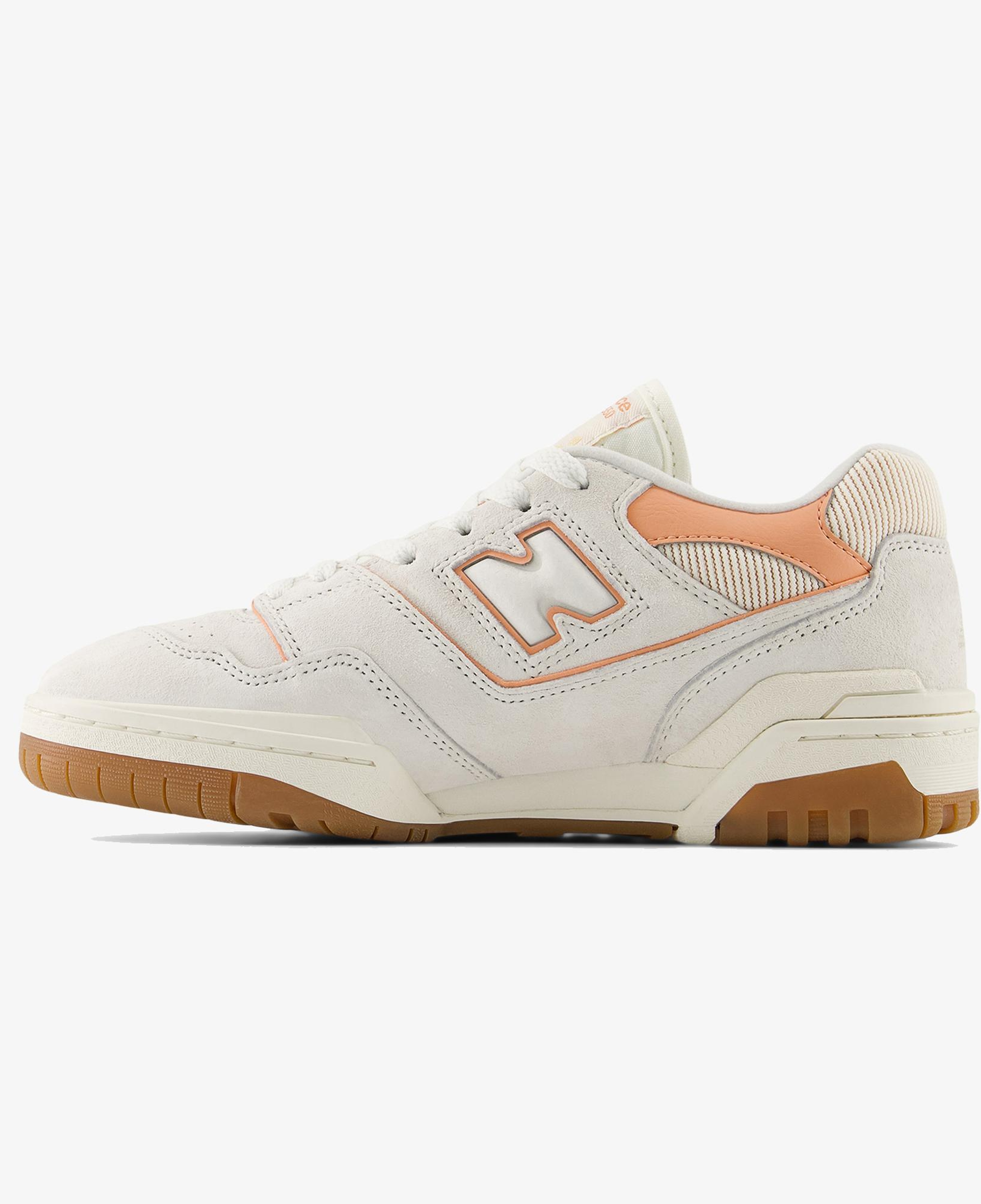 New Balance 550  Lifestyle   Kadın Beyaz Spor Ayakkabı