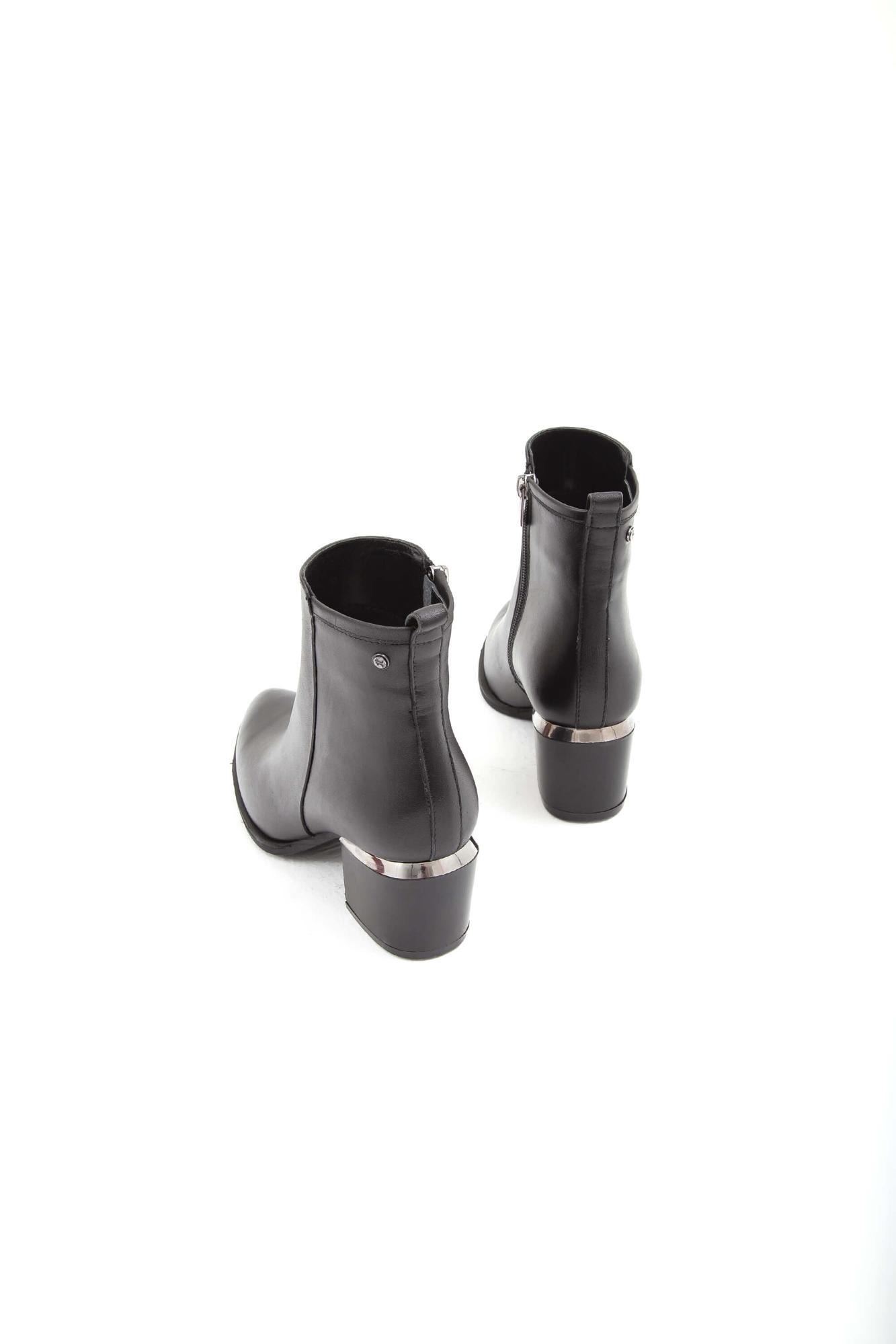 Tamer Tanca Kadın Hakiki Deri Siyah Analin Klasik Bot