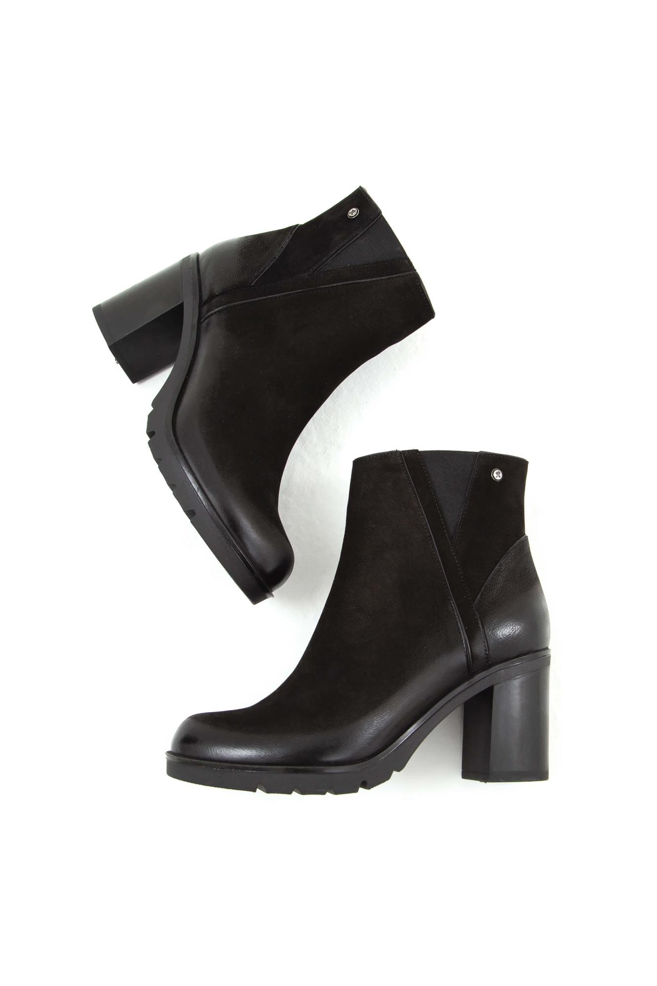 Tamer Tanca Kadın Hakiki Deri Siyah Nubuk Klasik Bot