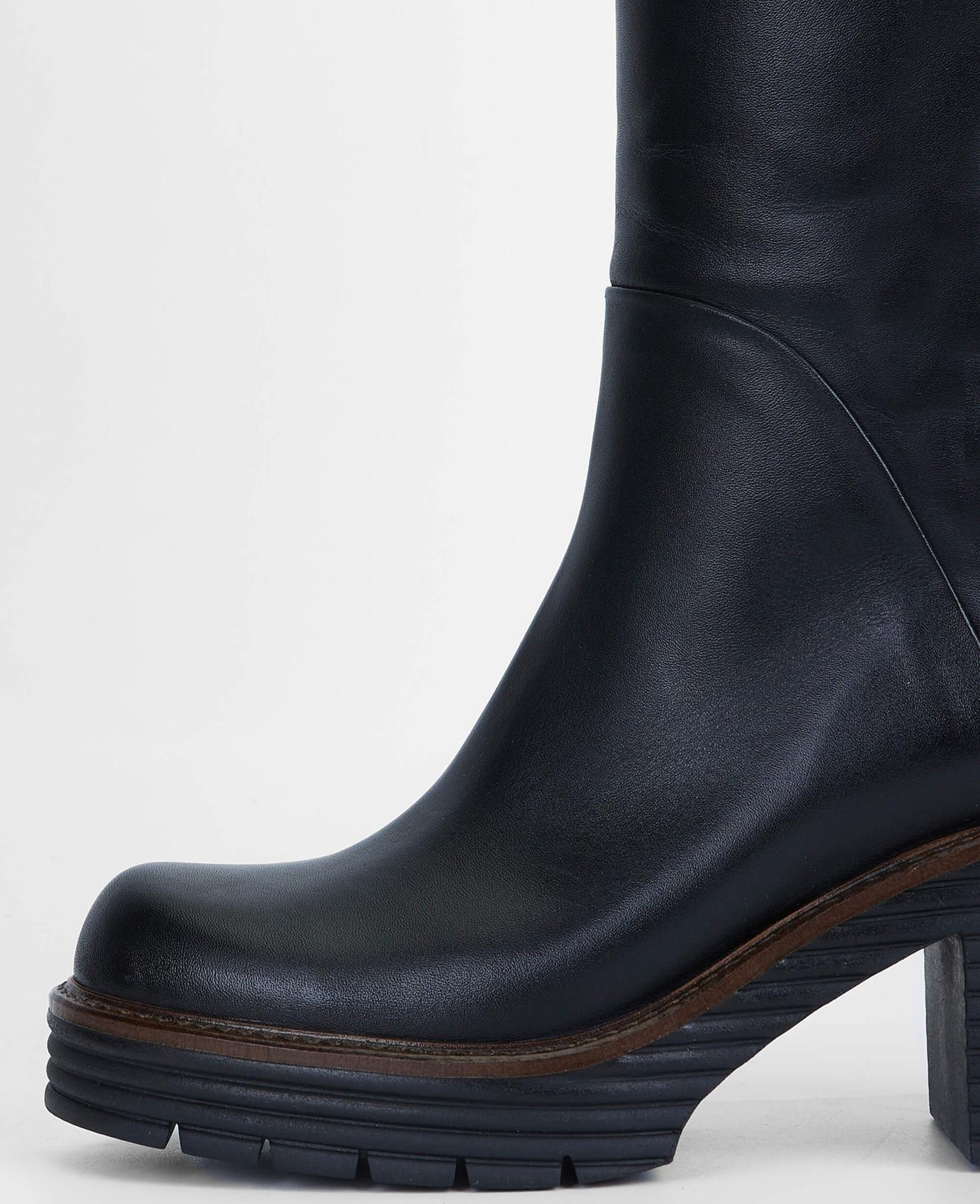 Tamer Tanca Kadın Hakiki Deri Siyah Casual Çizme