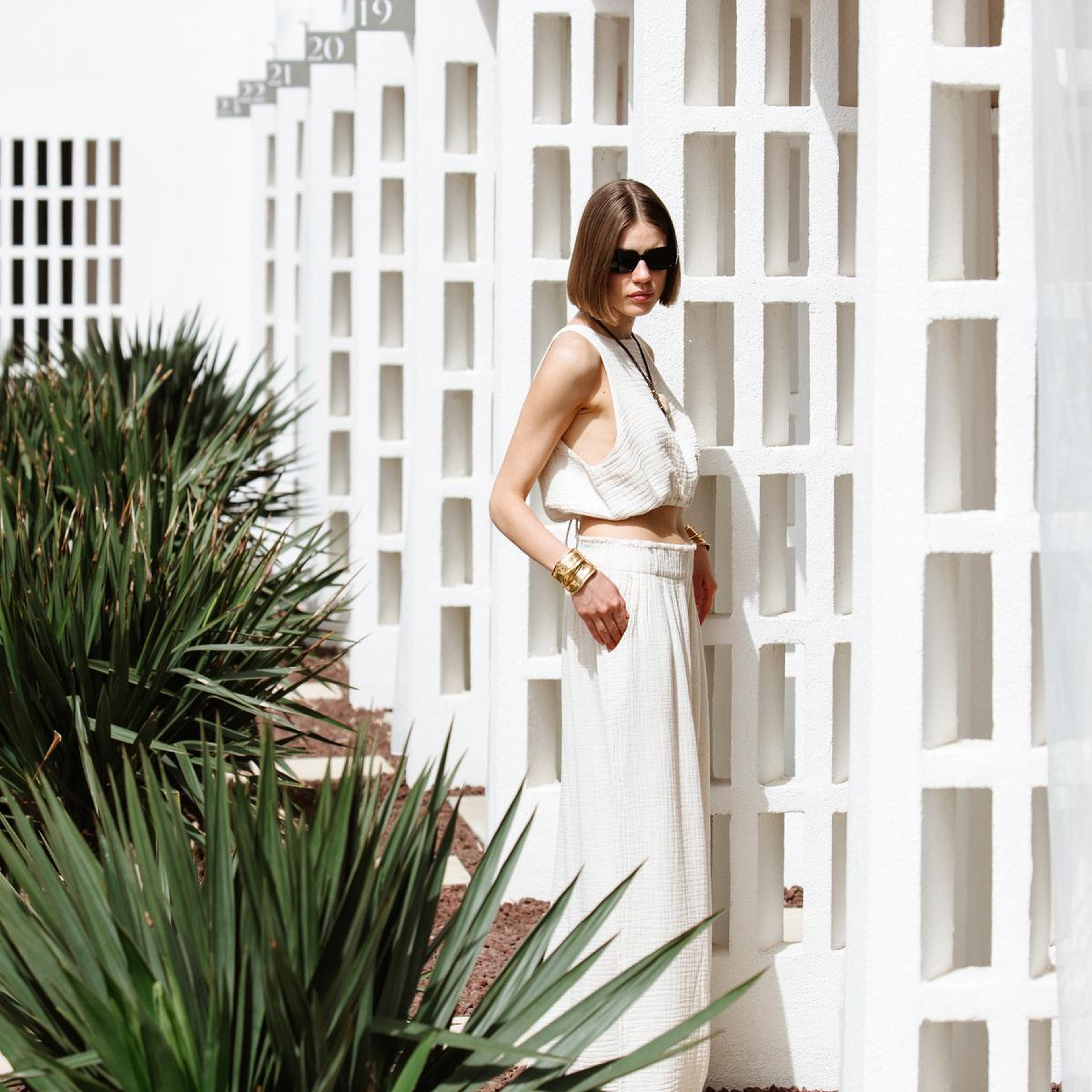 İKİKIZ Crinkle Linen Kolsuz Crop Top Kadın Naturel