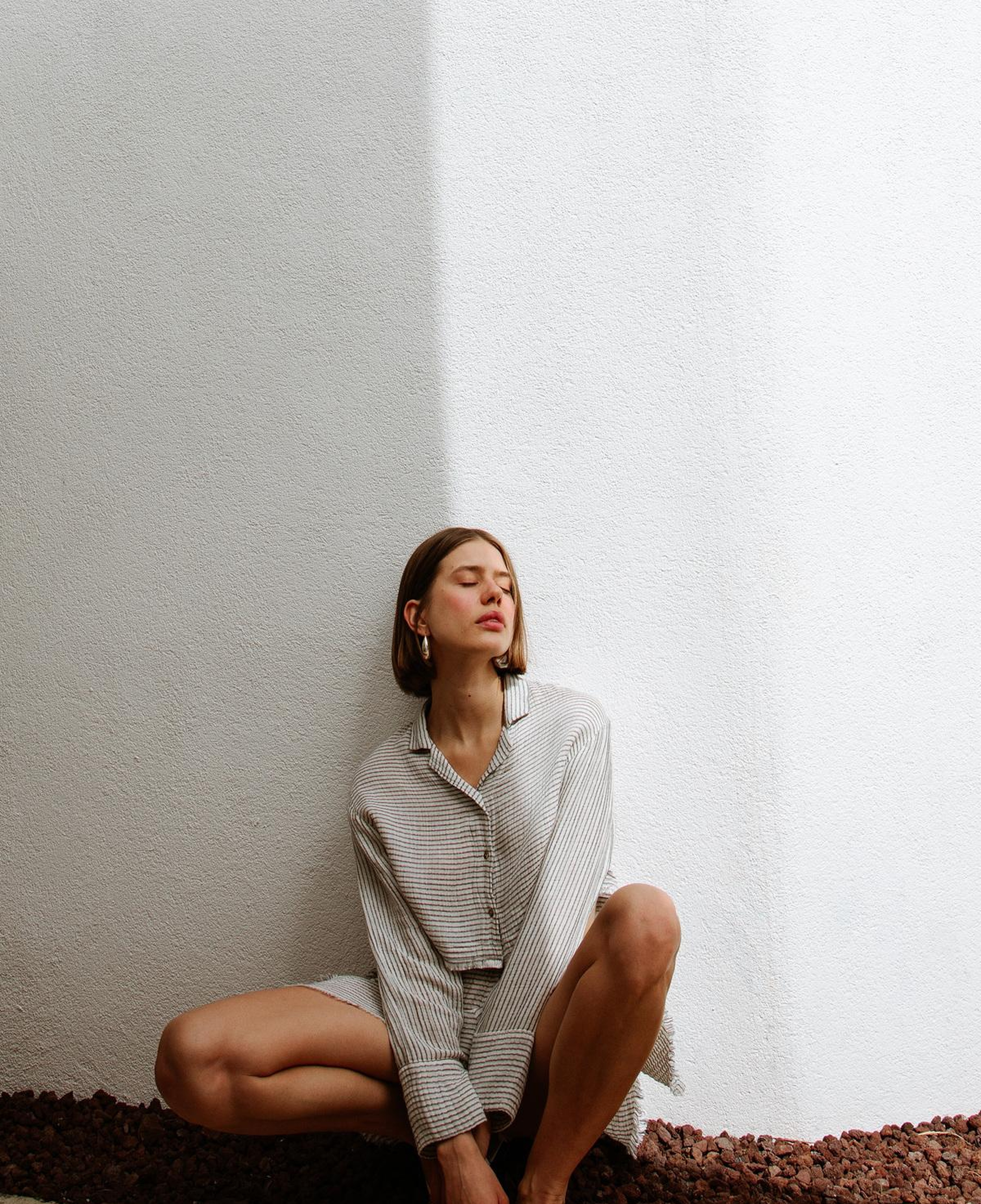 İKİKIZ Siyah Çizgili Kısa Gömlek Kadın Siyah