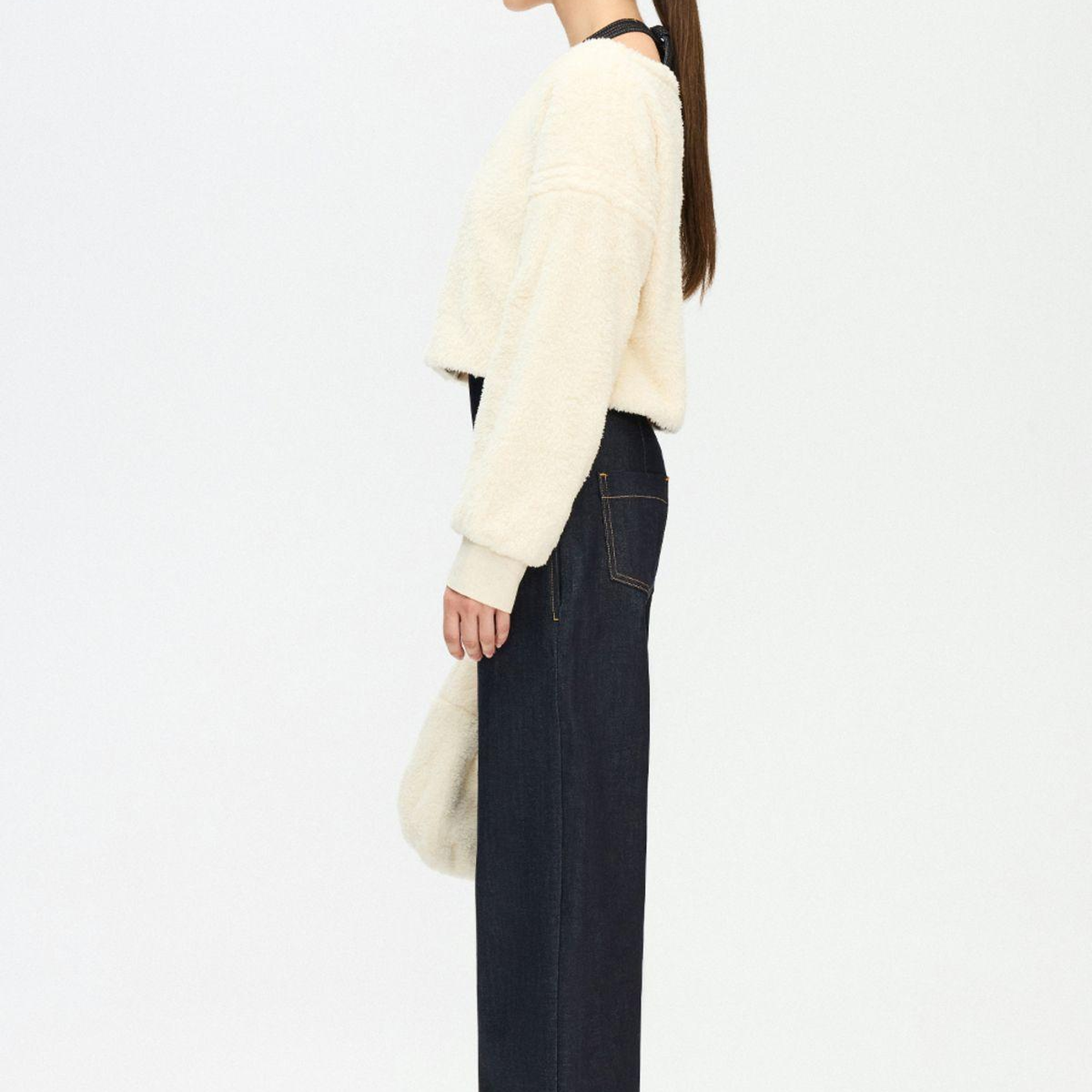 İKİKIZ Krem Peluş Crop Bluz