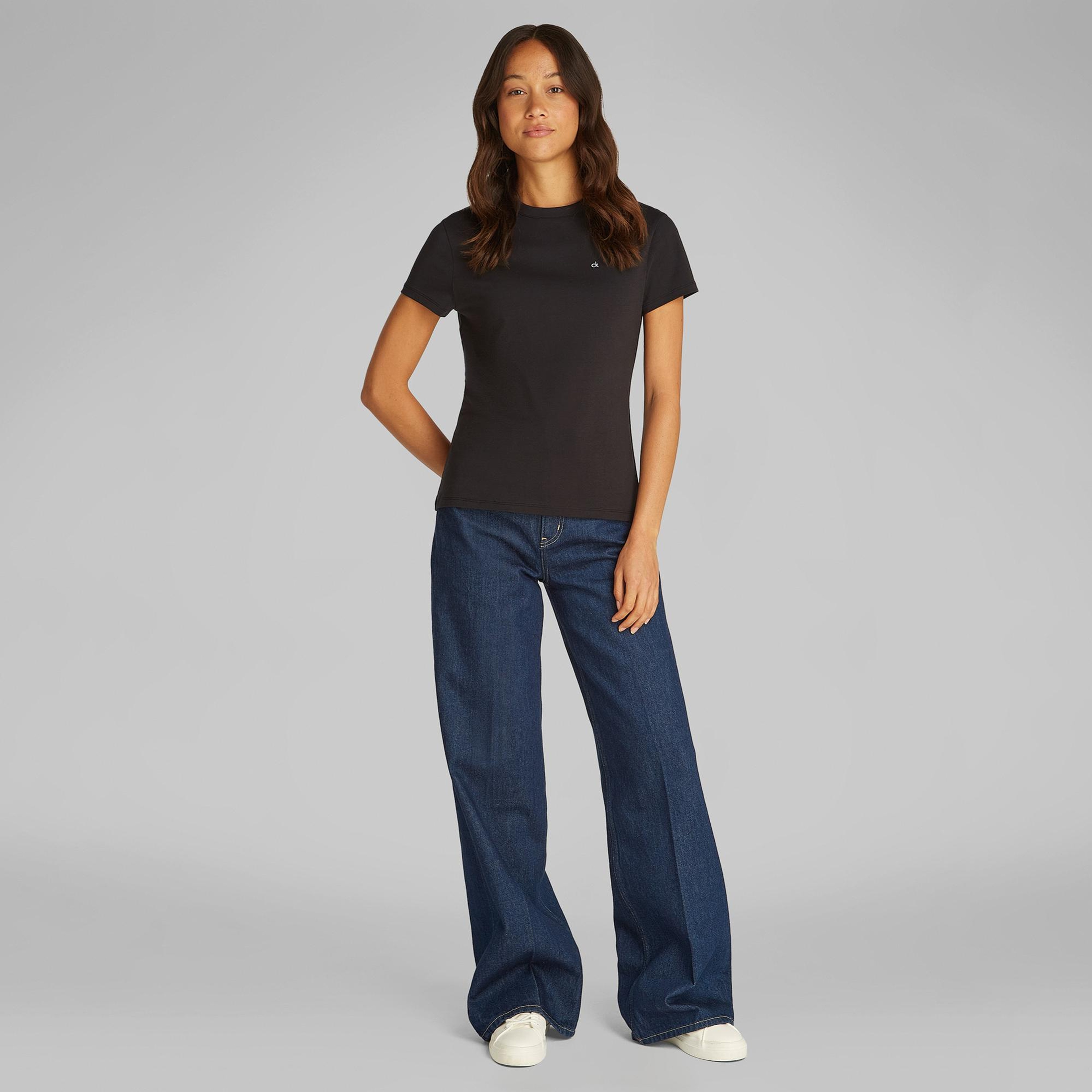 Calvin Klein Graphic Slim Kadın Siyah T-Shirt