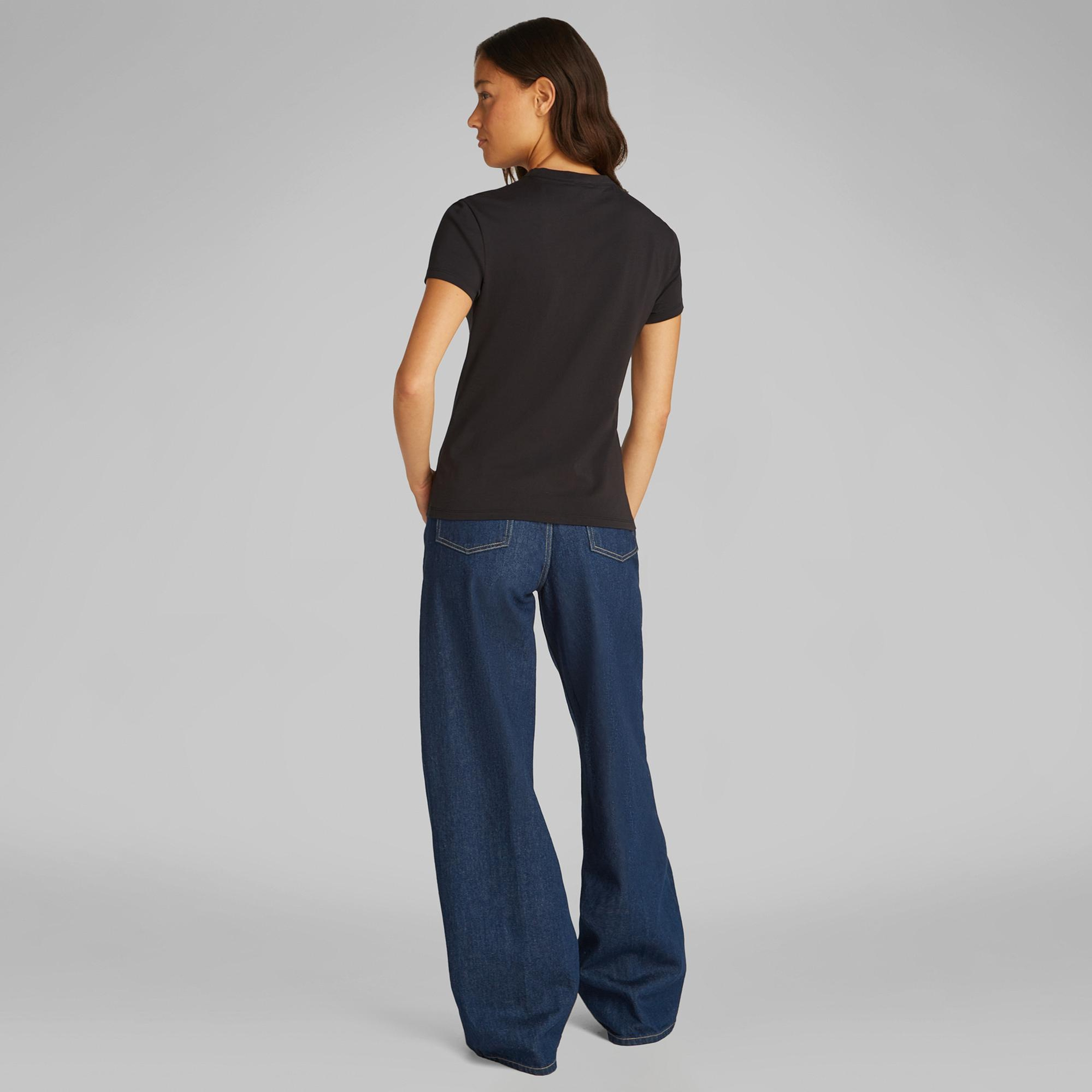 Calvin Klein Graphic Slim Kadın Siyah T-Shirt