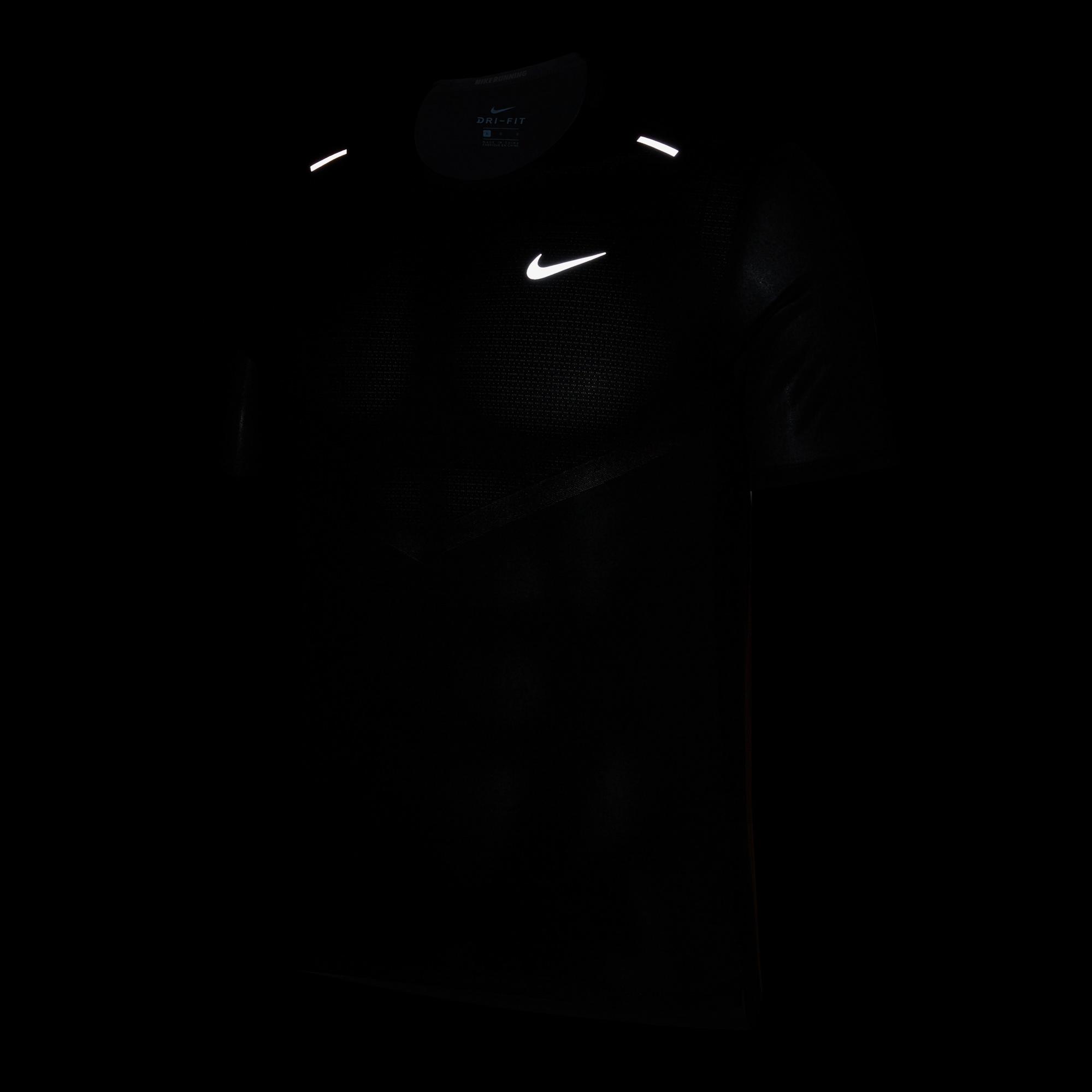 Nike Dri-Fit Rise 365 Erkek Siyah T-Shirt