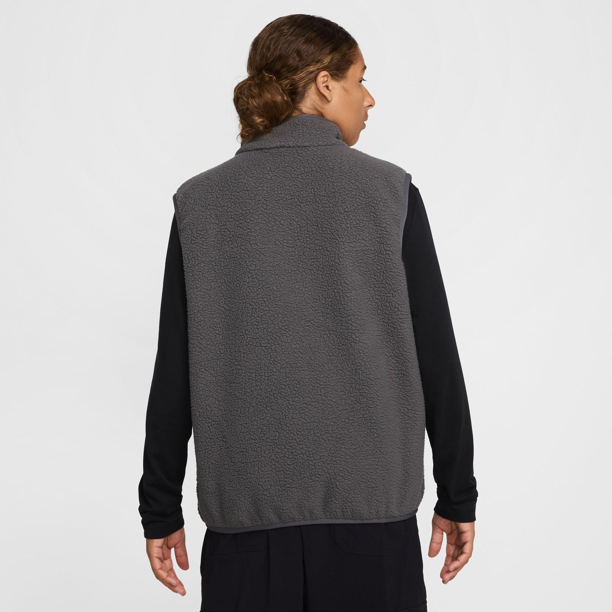 Nike Club Erkek Gri Yelek