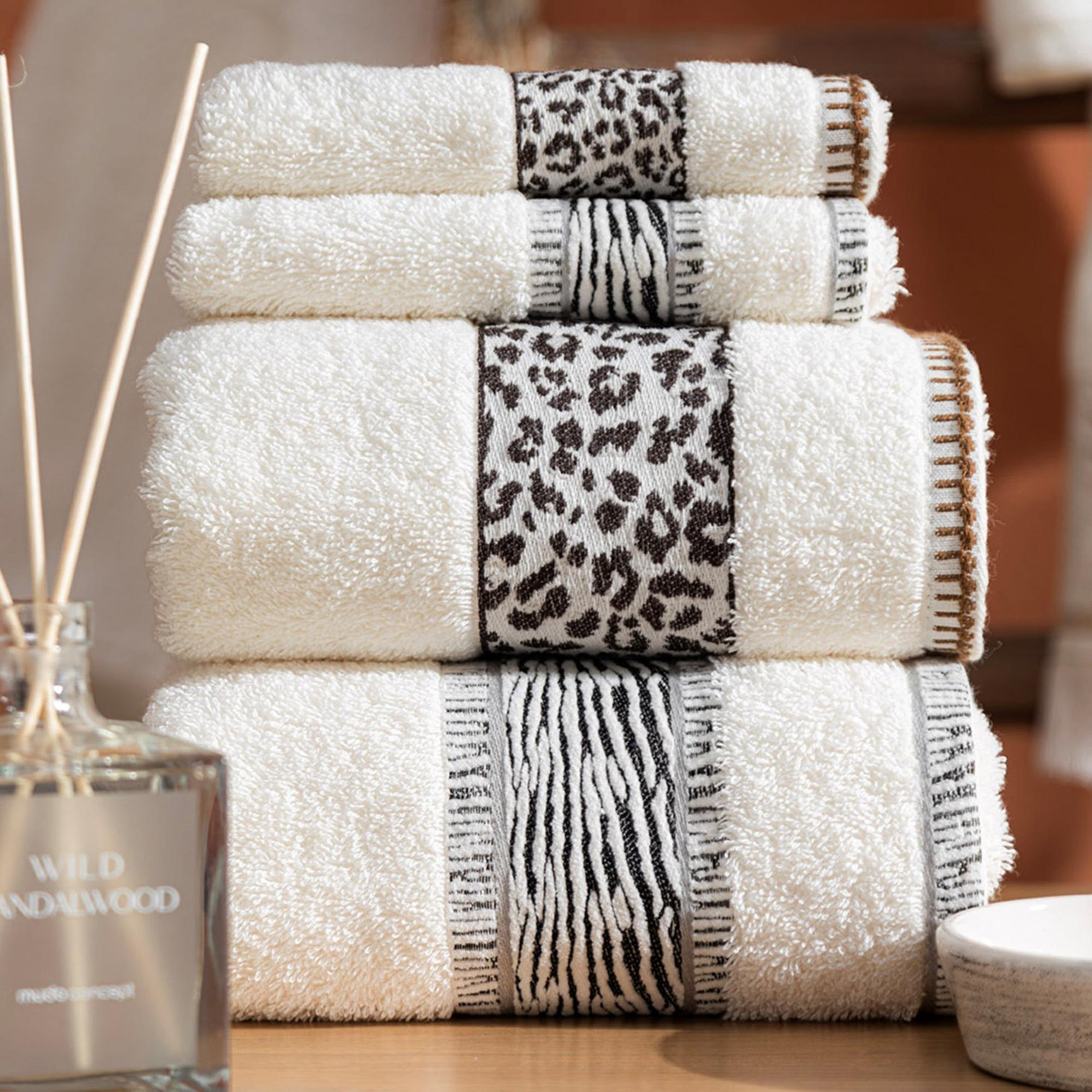 PENELOPE ZEBRA YÜZ HAVLUSU 50X80