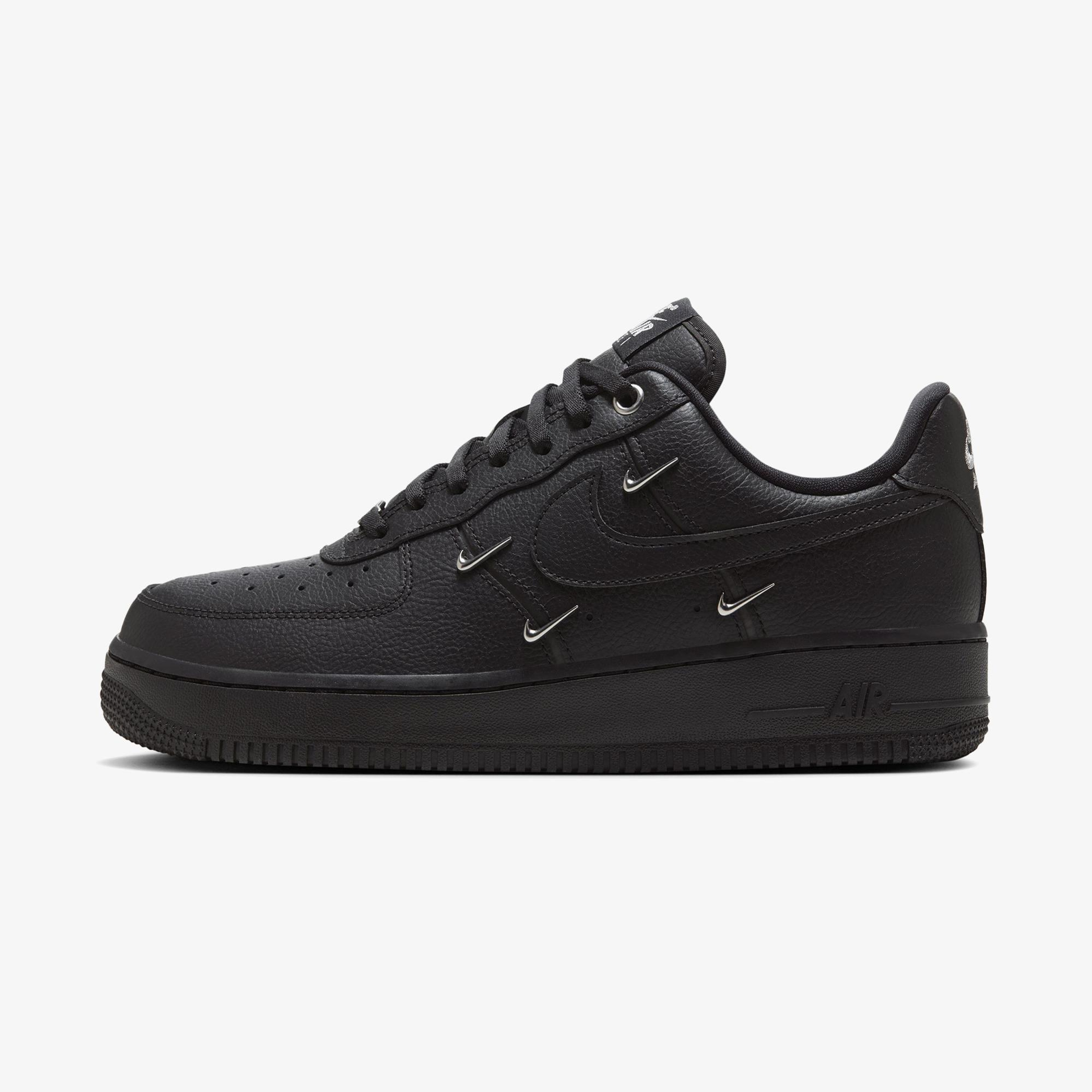 Nike Air Force 1 '07 LX Kadın Siyah Spor Ayakkabı