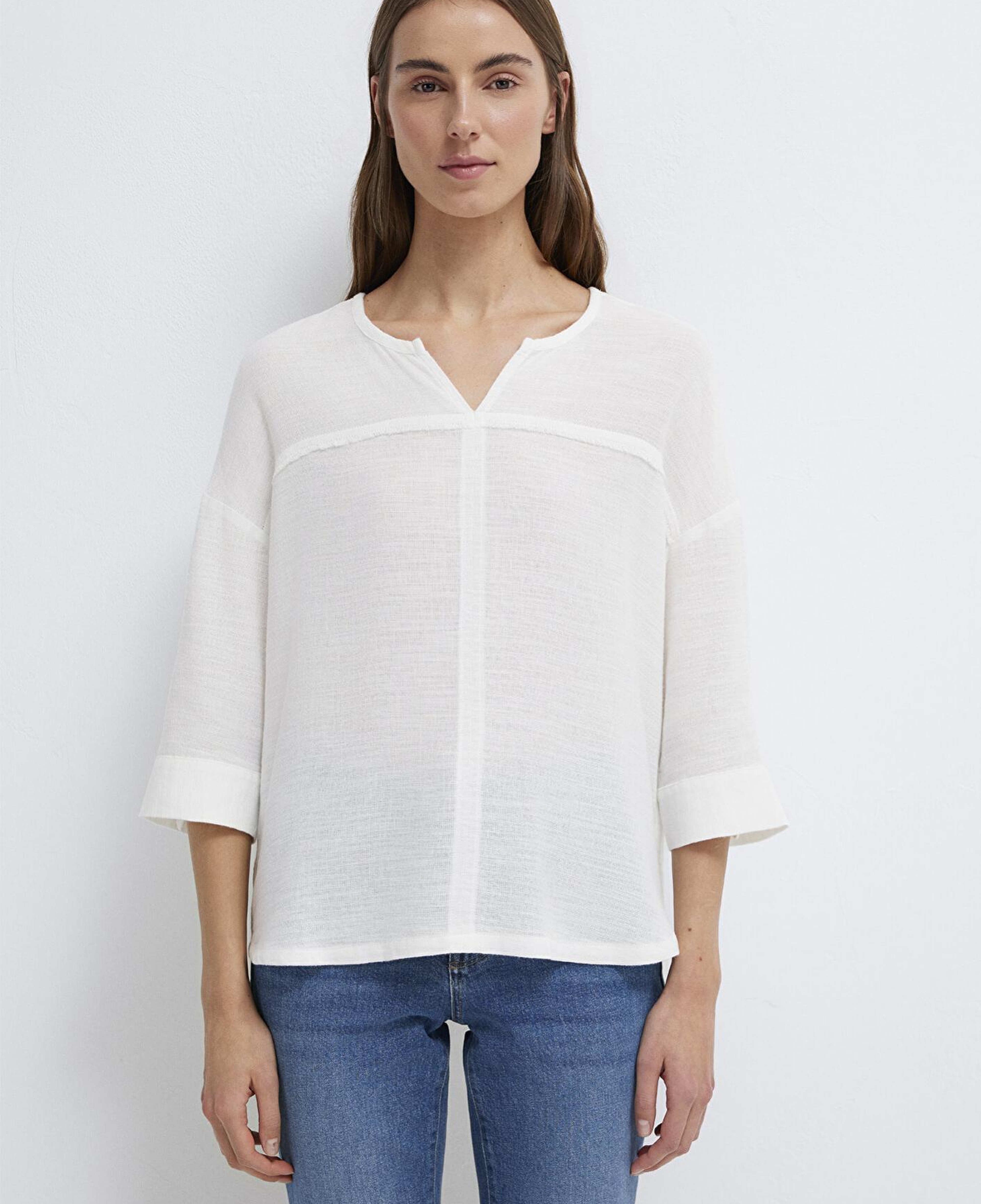 Mavi V Yaka Beyaz Bluz 121357-22937