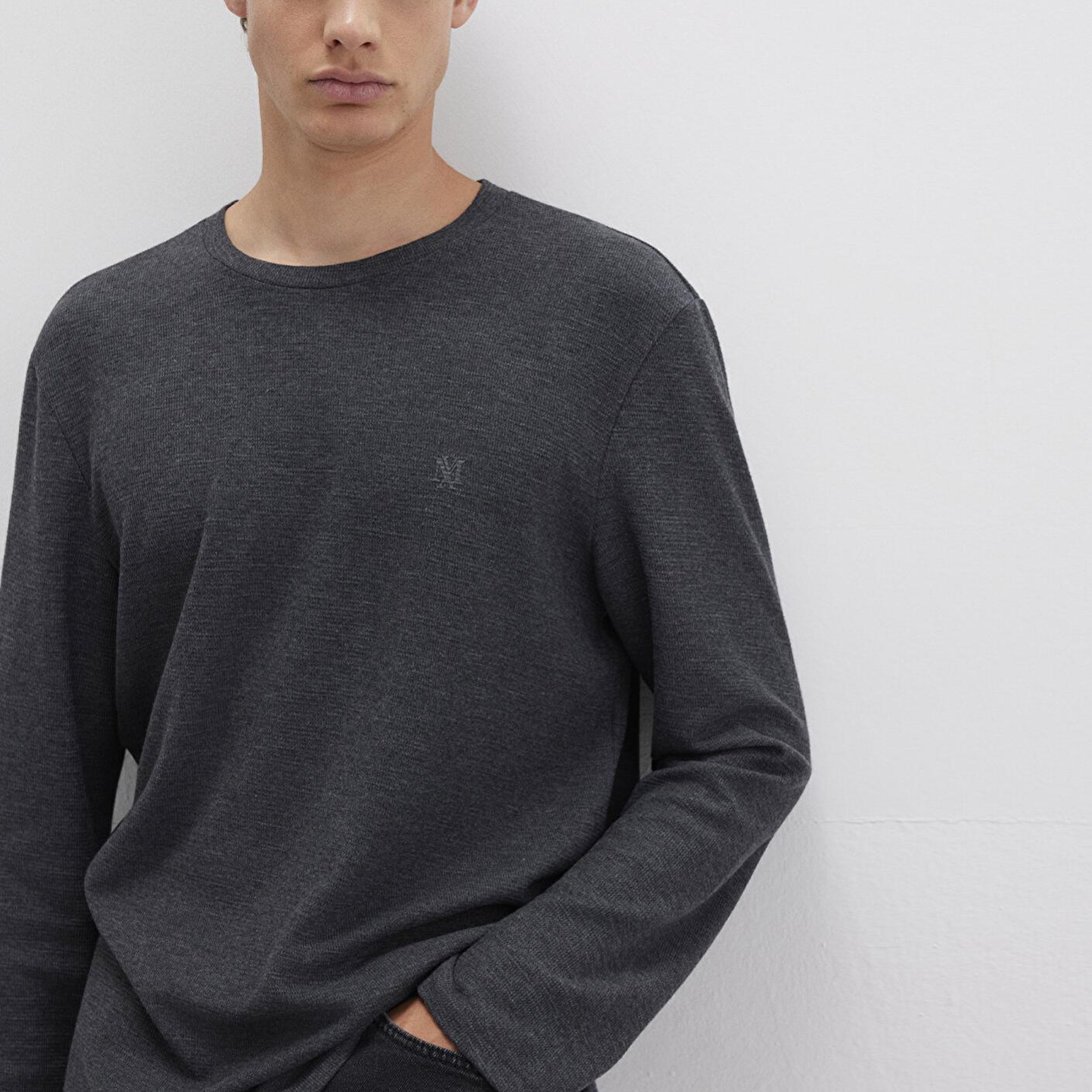 Mavi Uzun Kollu Antrasit Basic Tişört Slim Fit / Dar Kesim 065755-29758