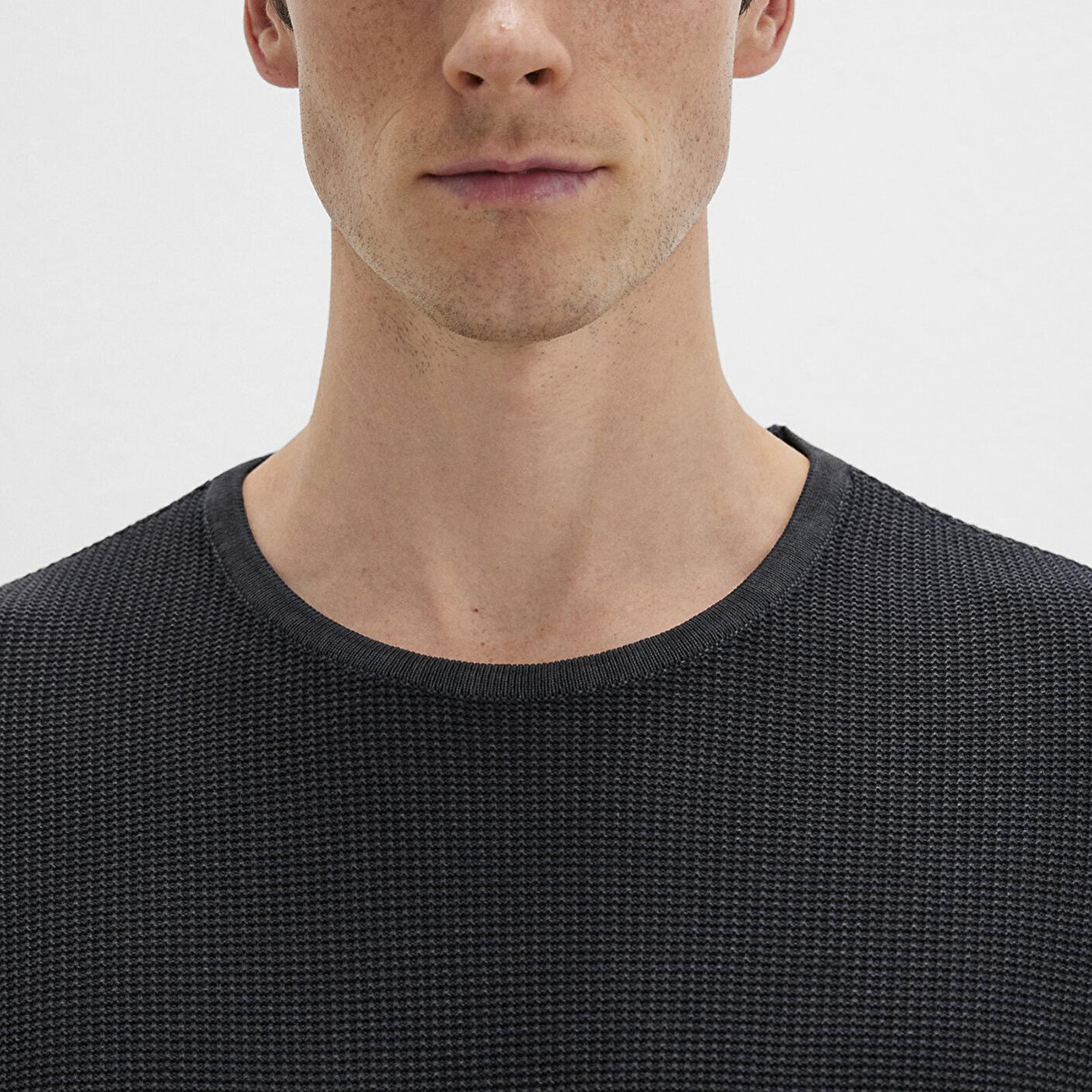 Mavi Bisiklet Yaka Siyah Kazak Slim Fit / Dar Kesim 070702-900