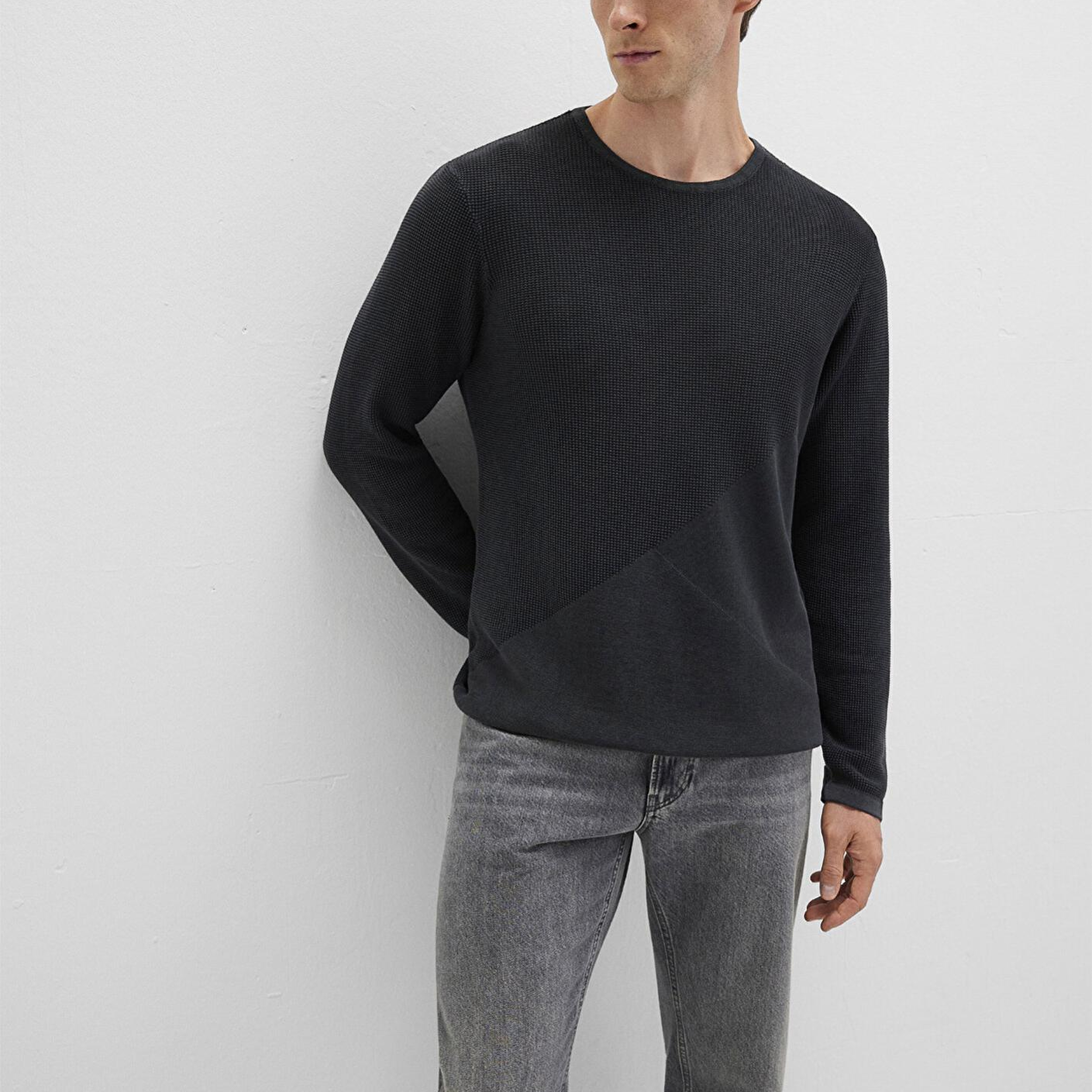 Mavi Bisiklet Yaka Siyah Kazak Slim Fit / Dar Kesim 070702-900