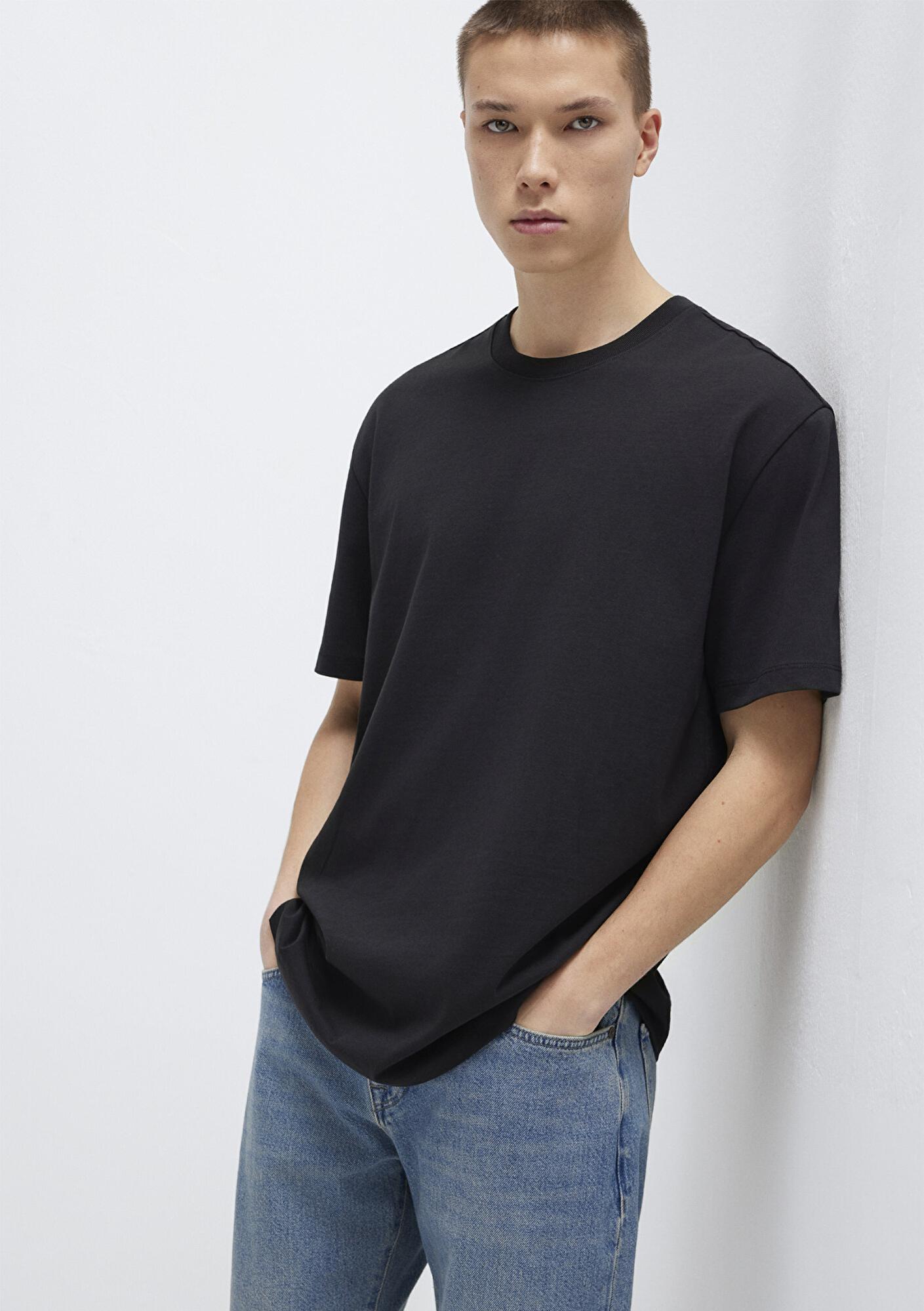 Mavi Siyah Basic Tişört Loose Fit / Bol Rahat Kesim 066249-900