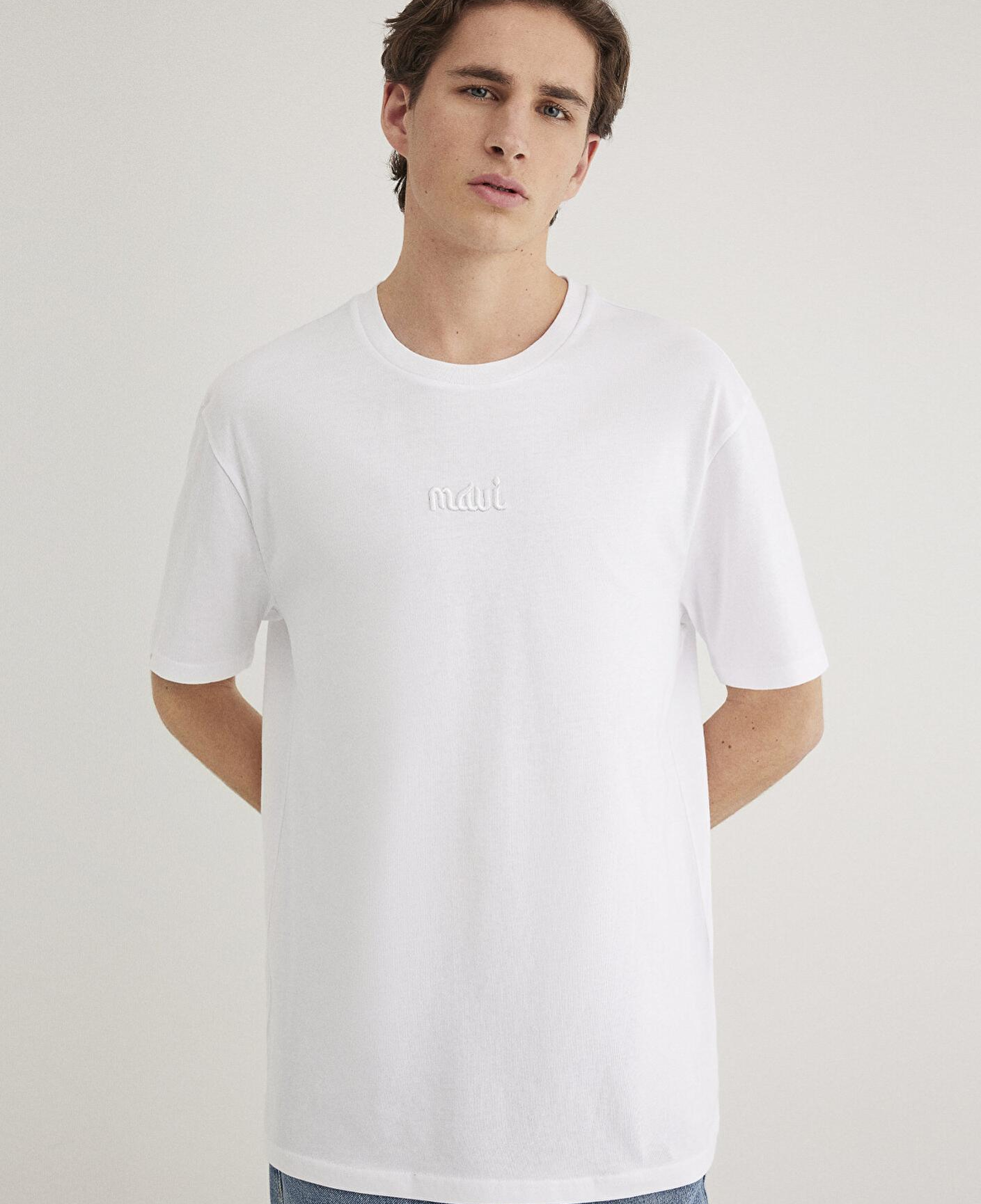 Mavi Mavi Nakışlı Beyaz Basic Tişört Loose Fit / Bol Rahat Kesim 0610100-620