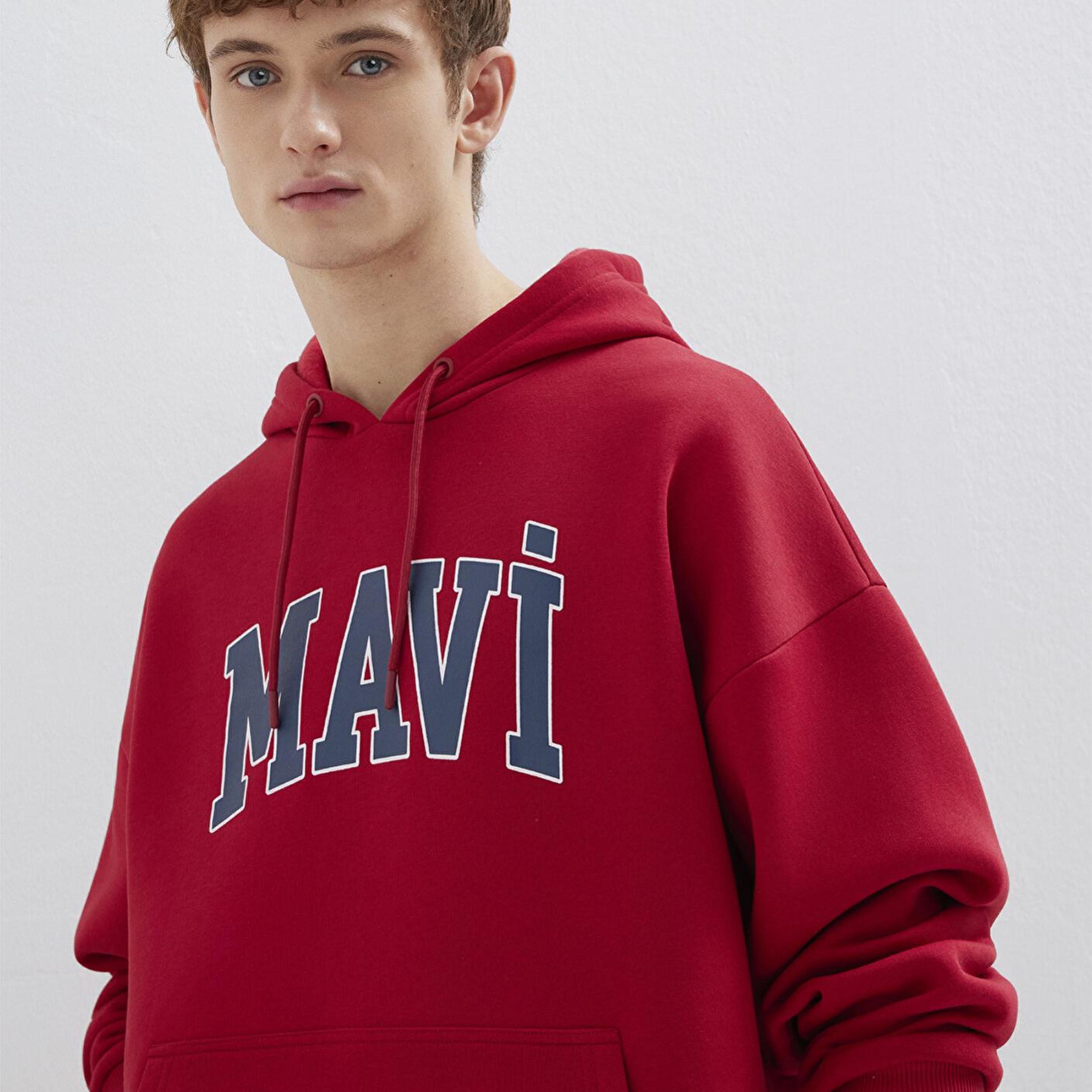 Mavi Mavi Logo Baskılı Kapüşonlu Kırmızı Sweatshirt 067149-70464