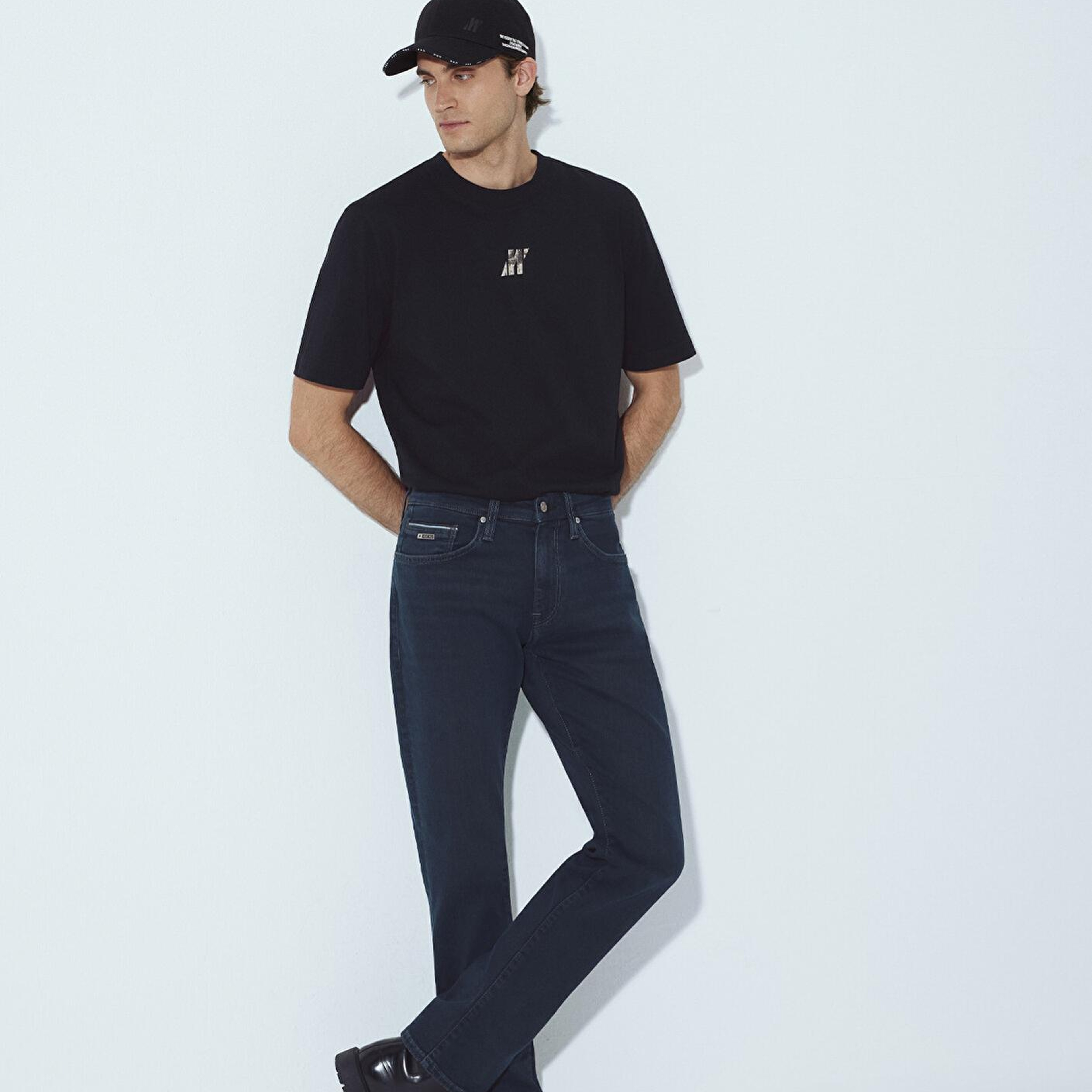 Mavi Marcus Mavi Pro Koyu Gölgeli Mavi  Jean Pantolon 0035183807