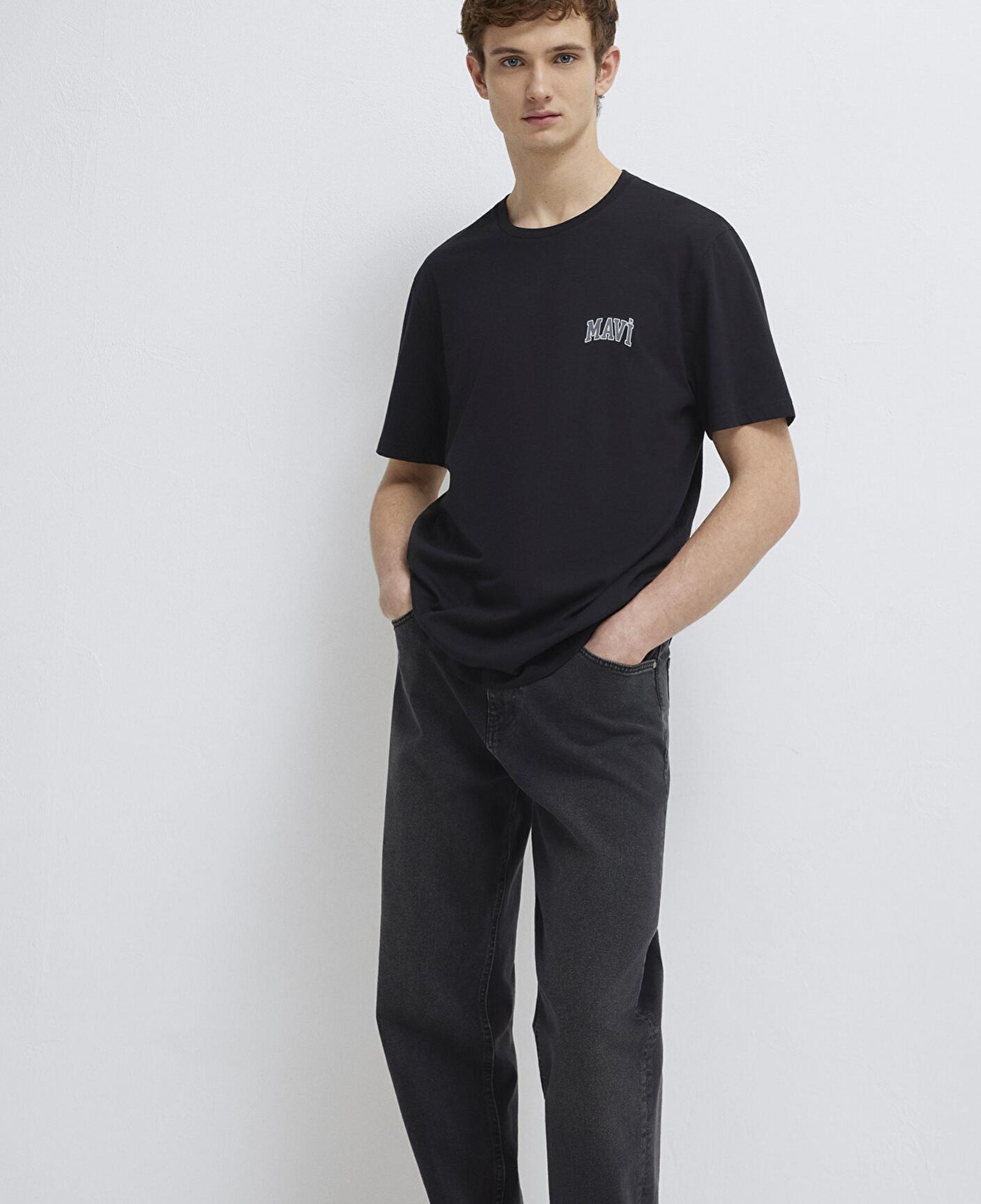 Mavi Mavi Logo Baskılı Siyah Tişört Regular Fit / Normal Kesim 0611714-900