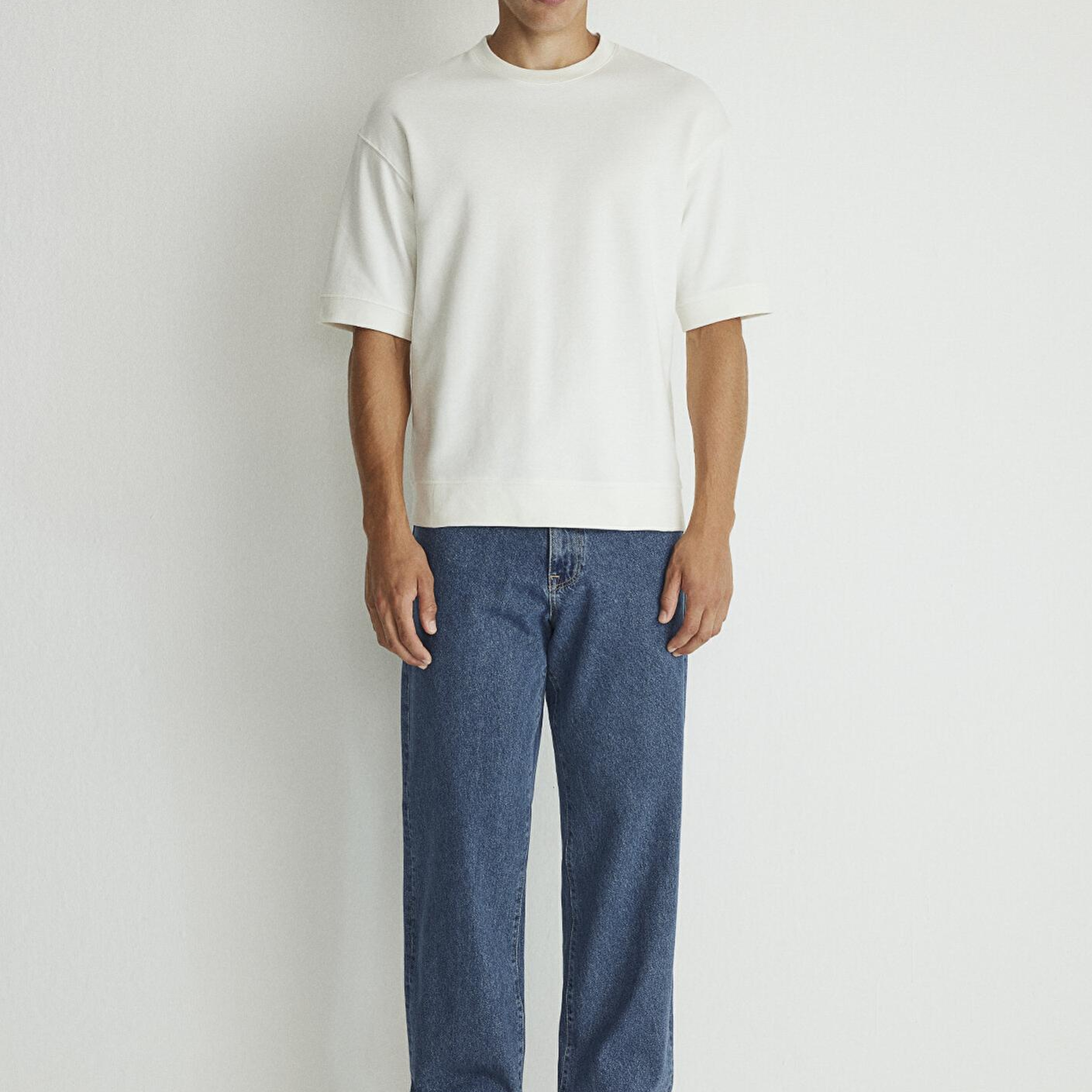 Mavi Bisiklet Yaka Beyaz Tişört Loose Fit / Bol Rahat Kesim 0611614-70057