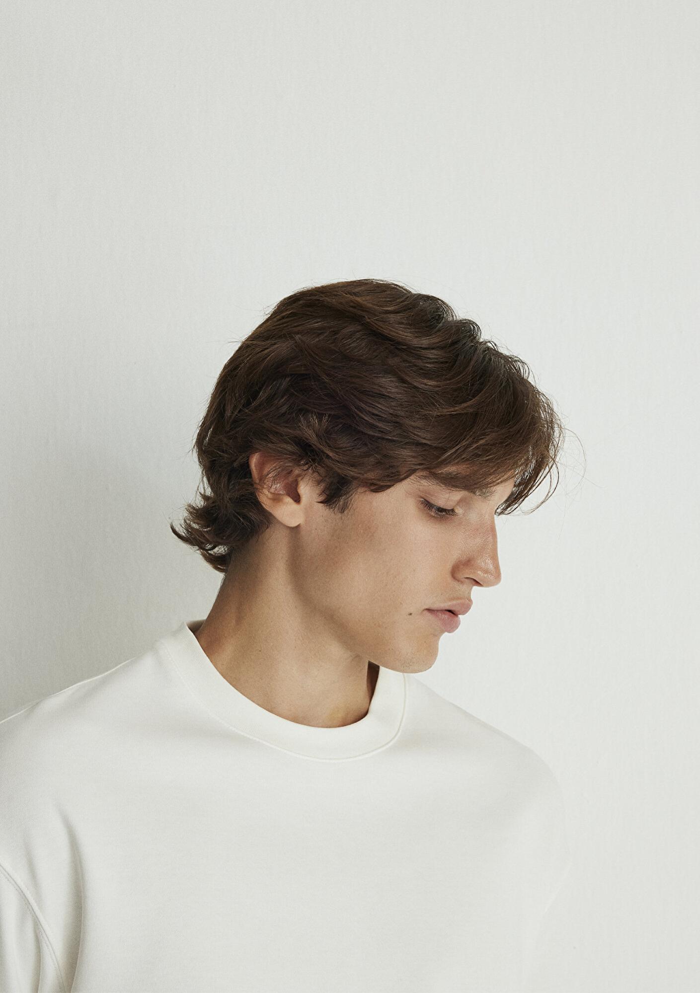 Mavi Bisiklet Yaka Beyaz Tişört Loose Fit / Bol Rahat Kesim 0611614-70057