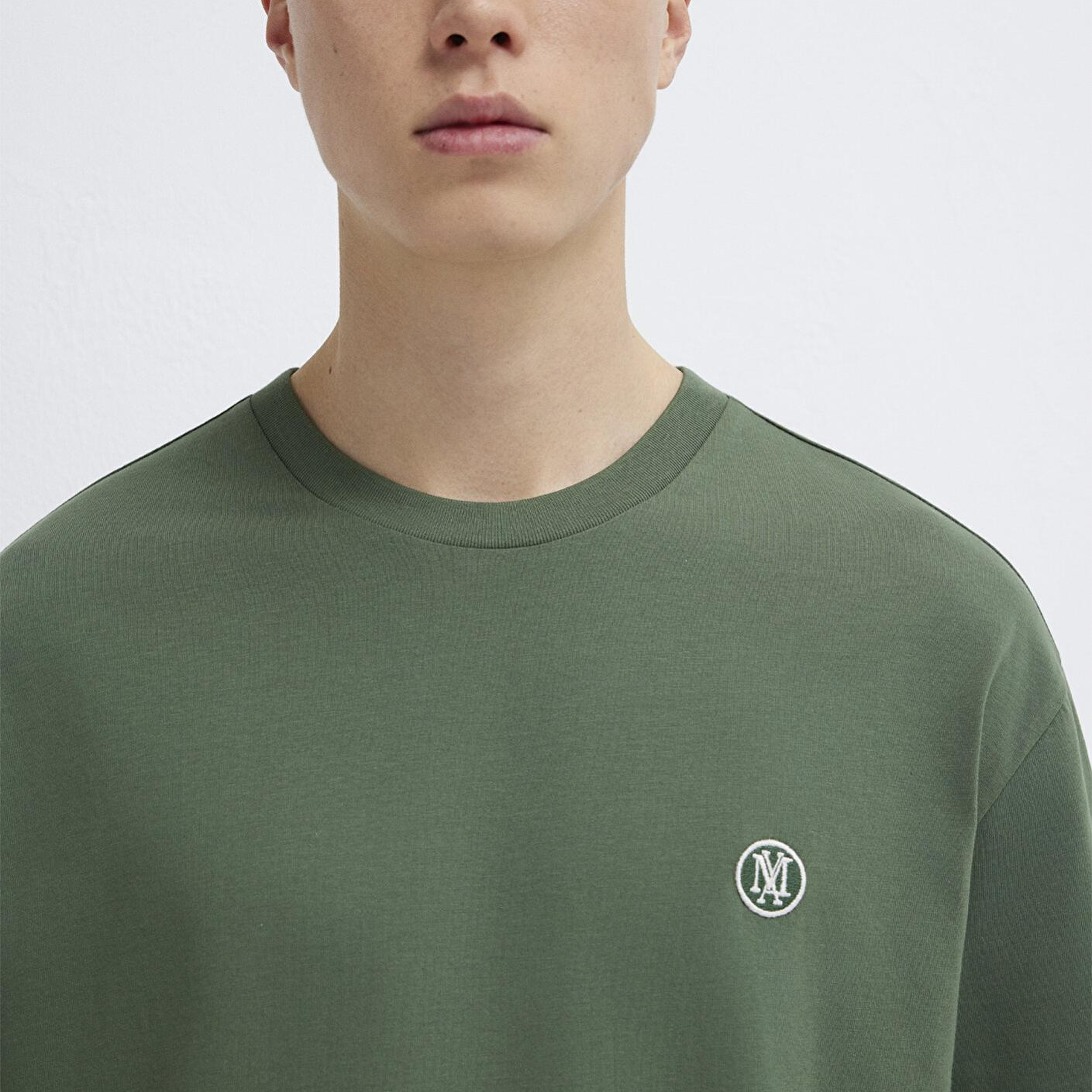 Mavi Mavi Logo İşlemeli Yeşil Basic Tişört Loose Fit / Bol Rahat Kesim 067074-81570