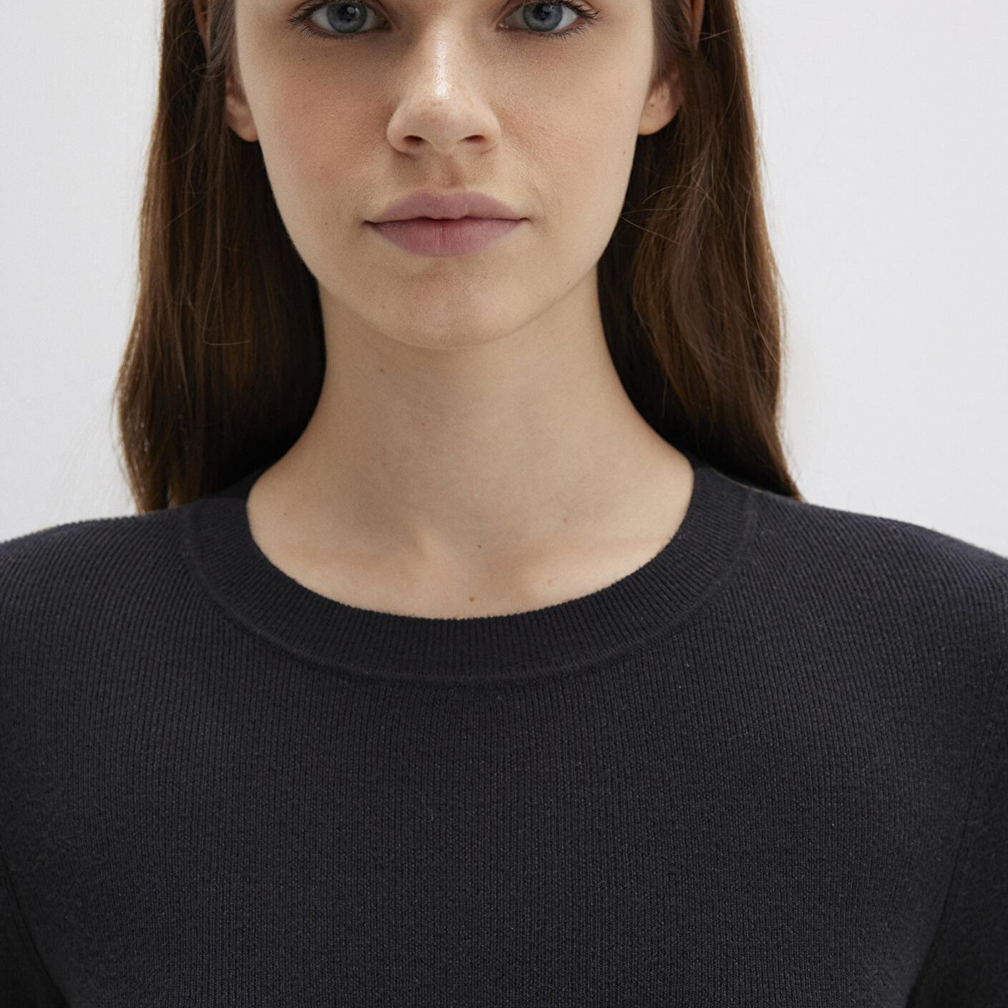 Mavi Bisiklet Yaka Siyah Crop Kazak Crop / Kısa Kesim 1710474-900