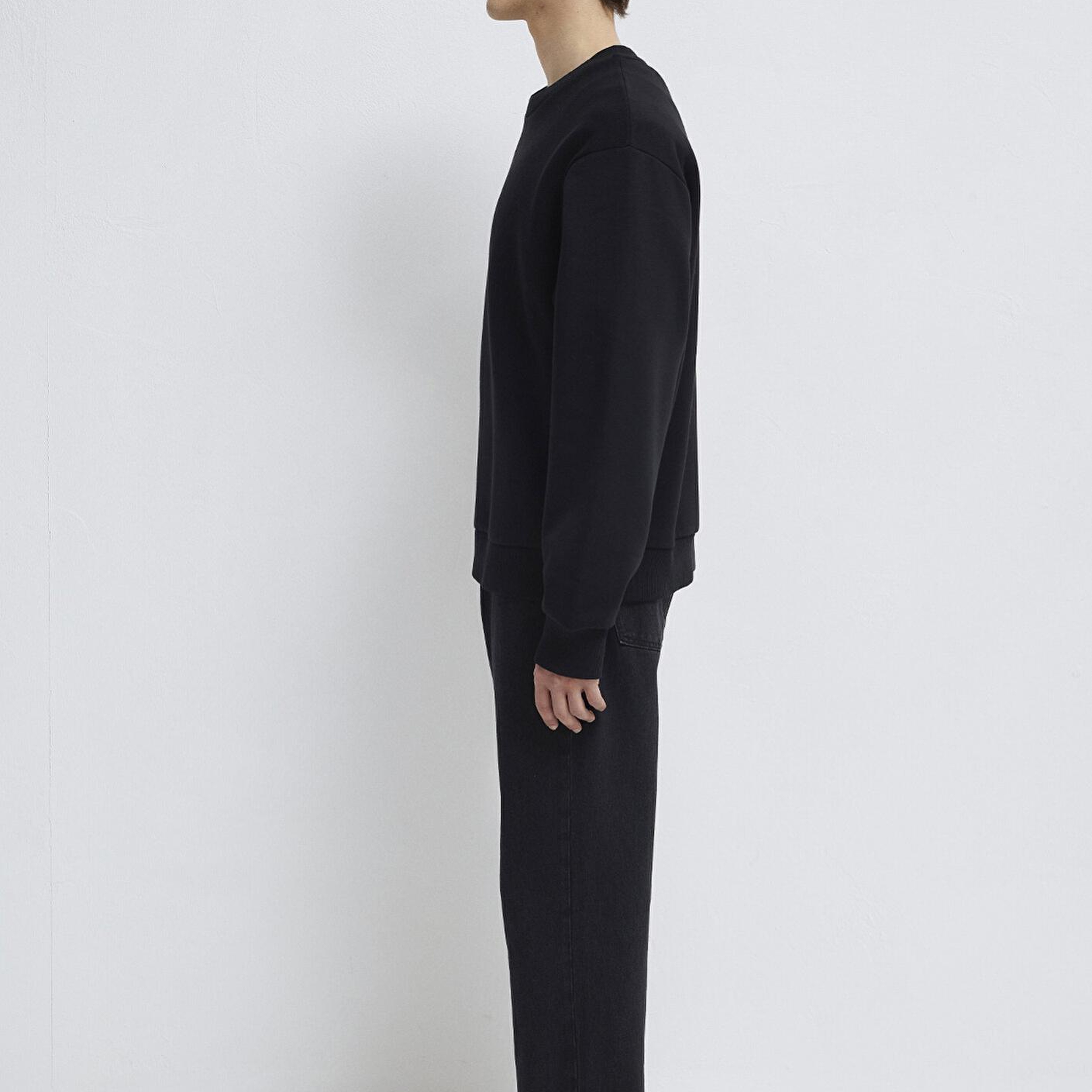 Mavi Bisiklet Yaka Siyah Basic Sweatshirt 0S10276-900